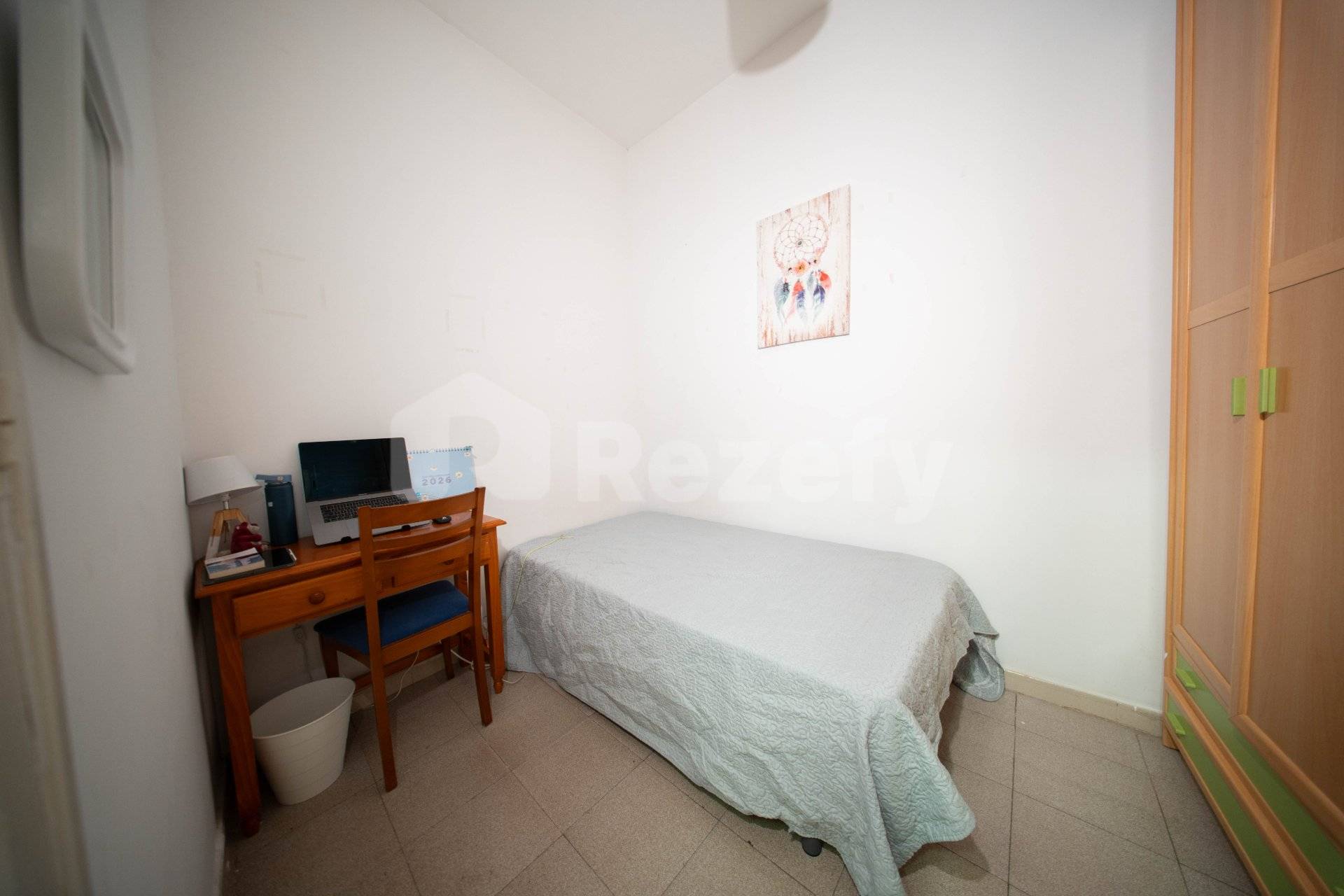 Habitación privada IV en Calle del Divino Pastor 1/12