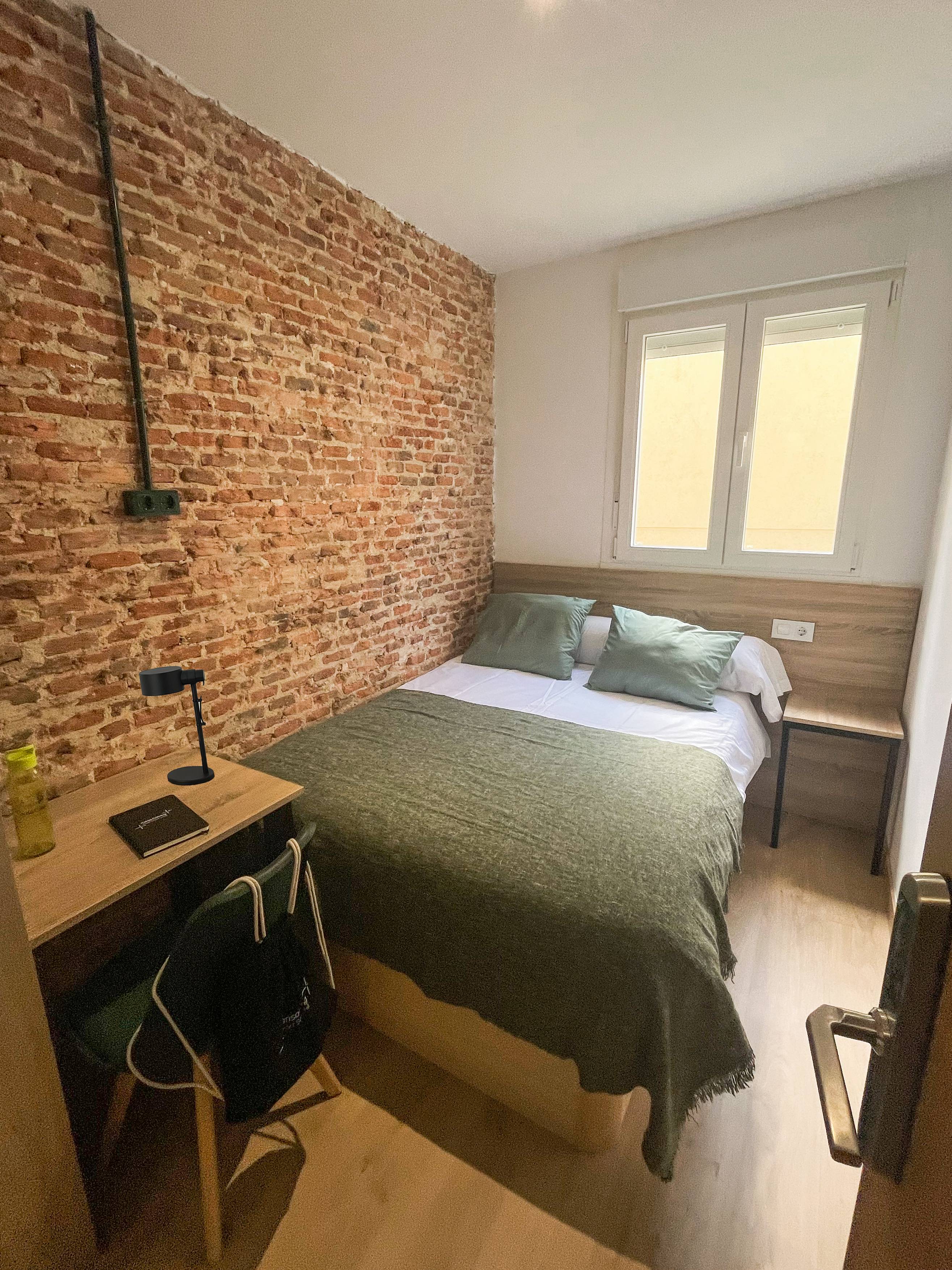 Habitación privada VI en Calle María Bosch 2/20