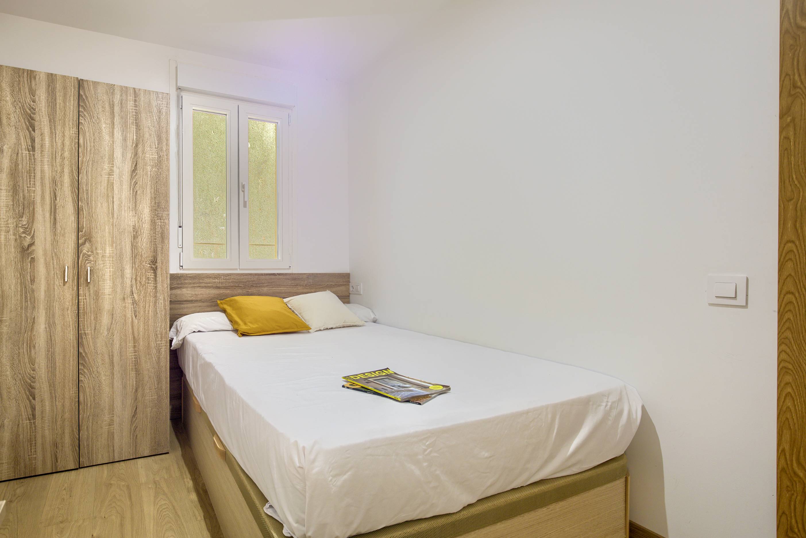 Habitación privada IV en Calle María Bosch 1/23