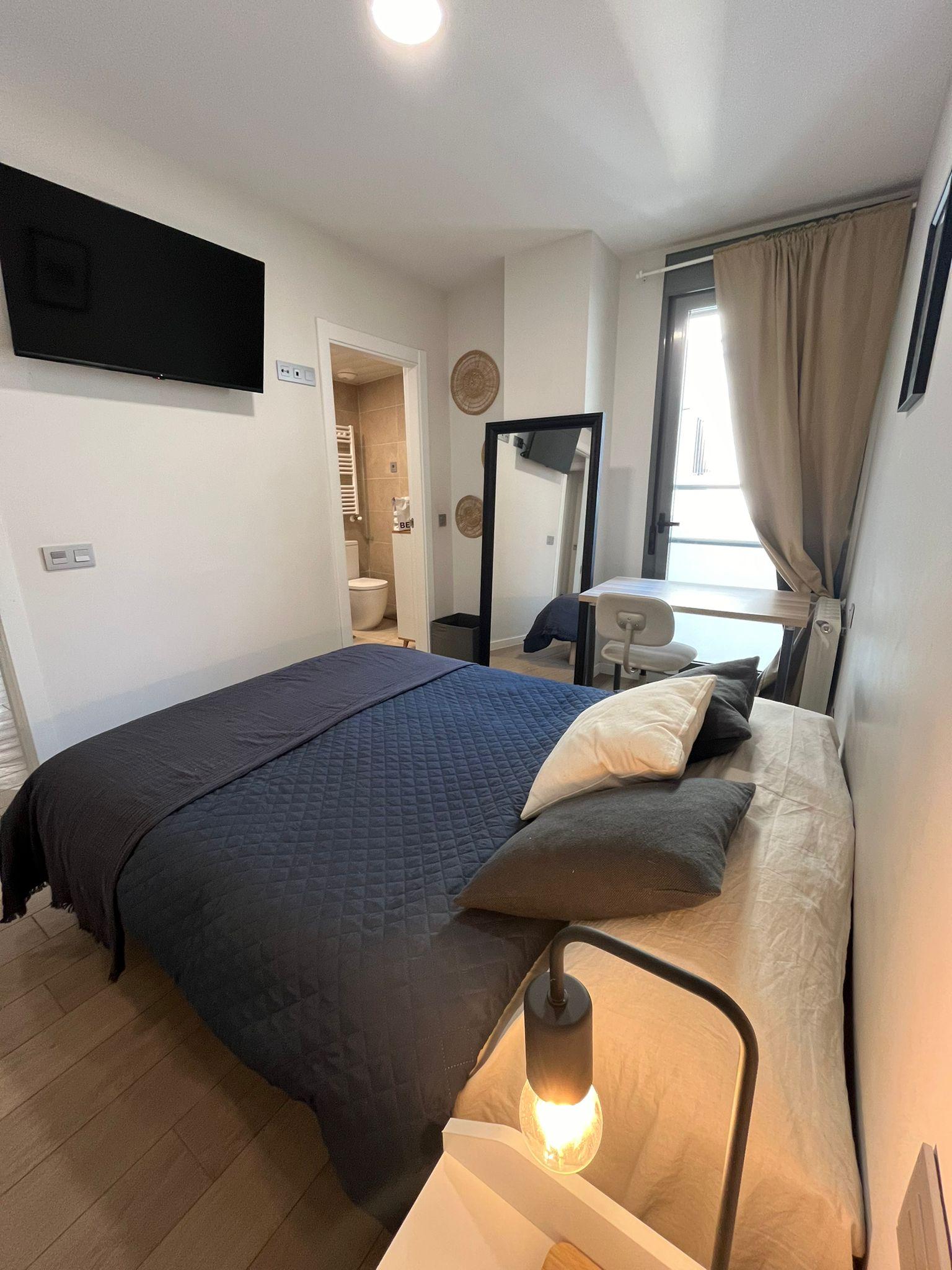 Habitación privada II en Calle de Mira el Sol