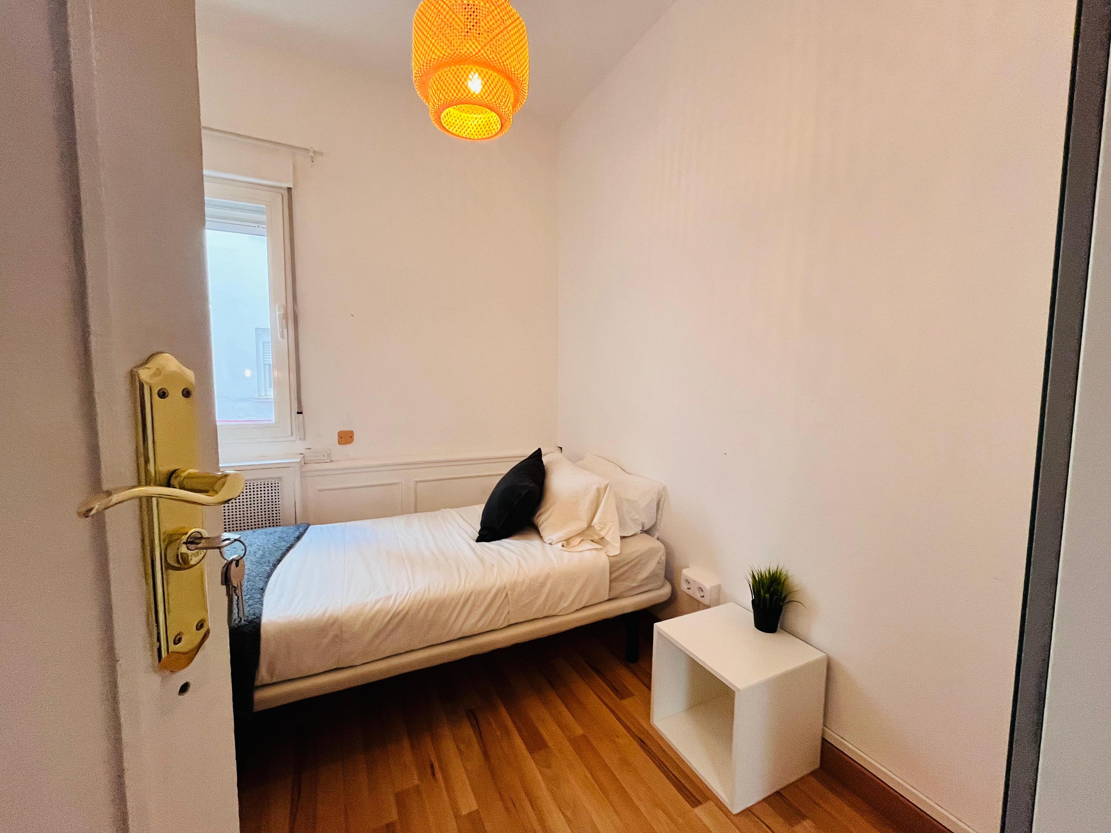 Habitación privada VI en Calle de Gaztambide