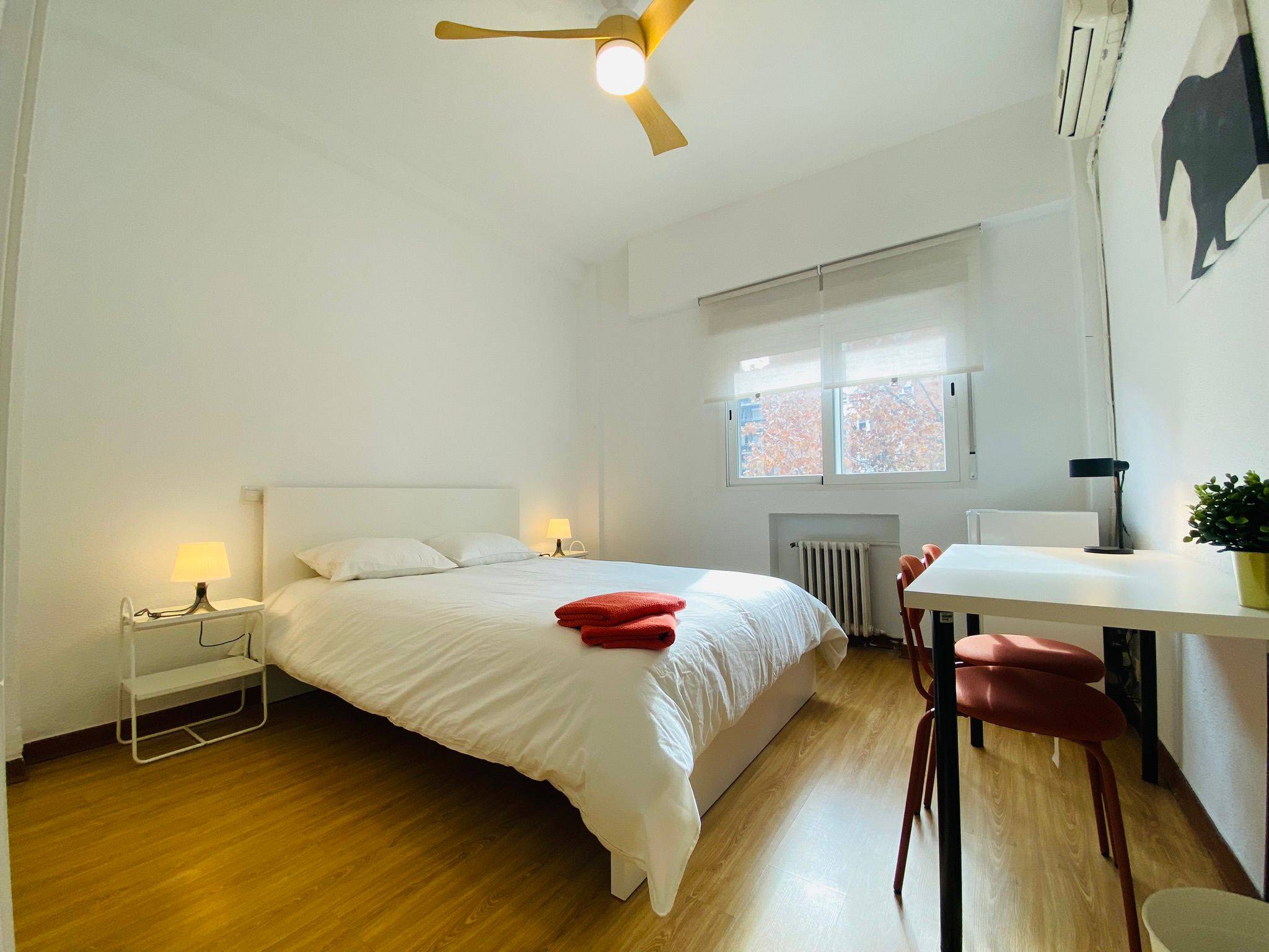 Habitación privada IV en Avenida del Mediterráneo 2/27