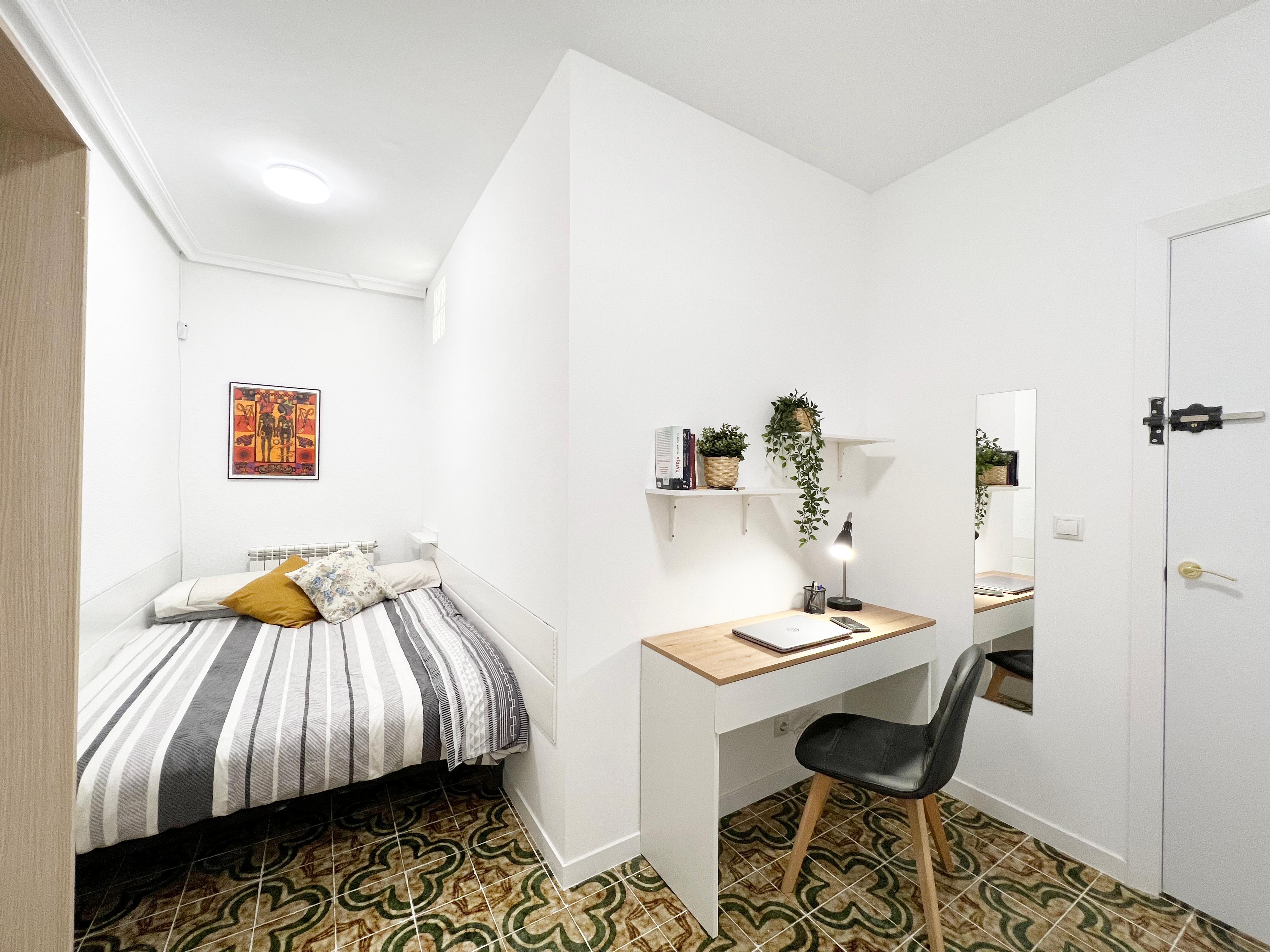 Habitación privada I en Calle del Dos de Mayo