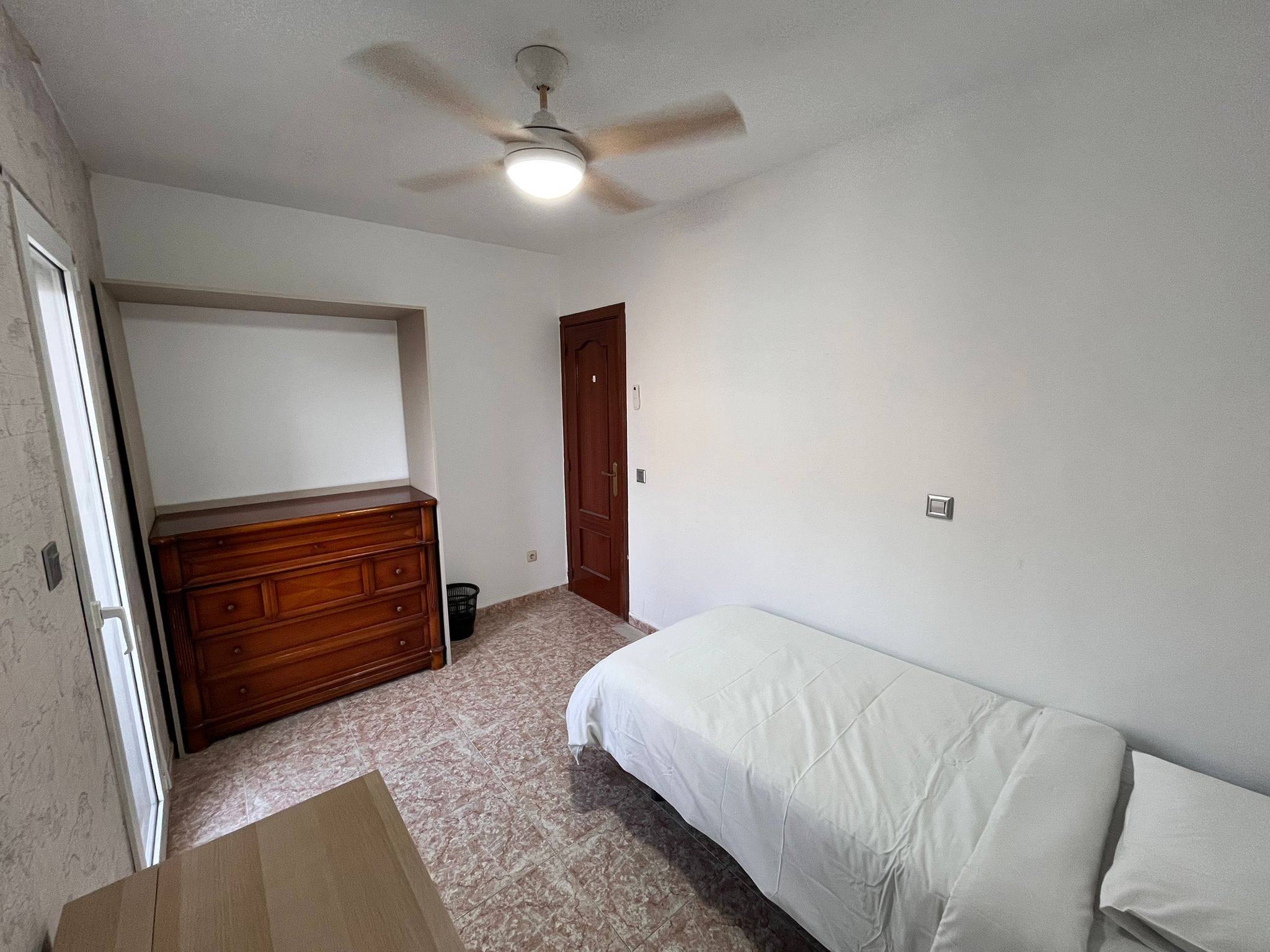 Habitación privada I en Ur Cañada Real 2/25