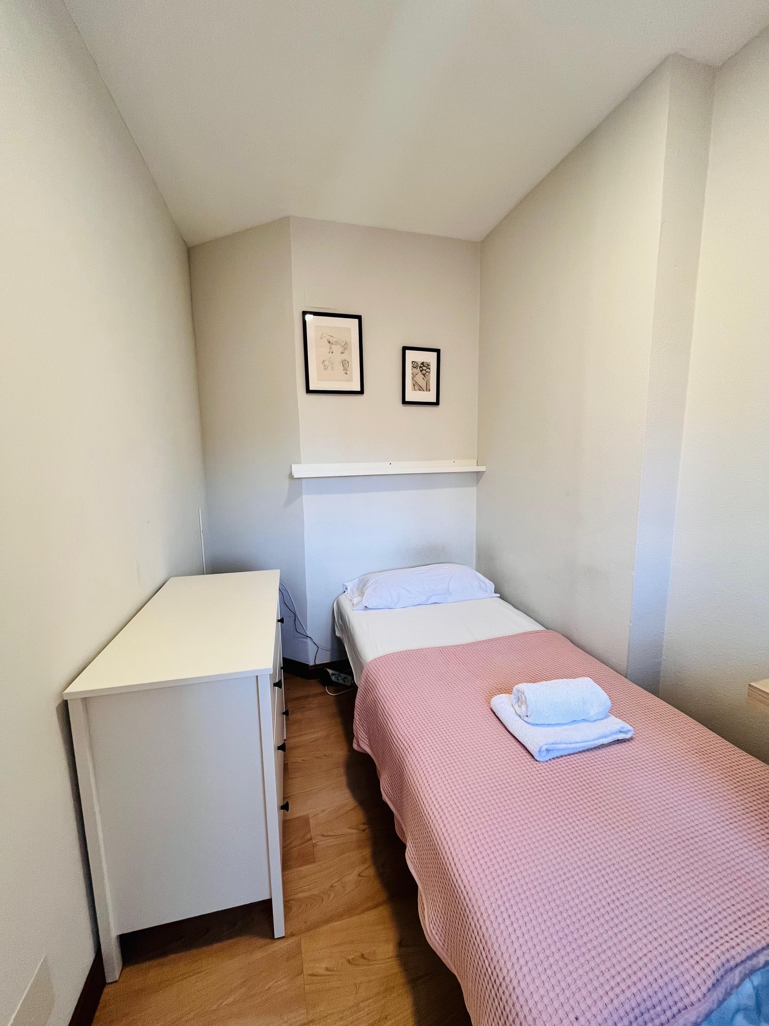 Habitación privada IV en Calle de Marcelina