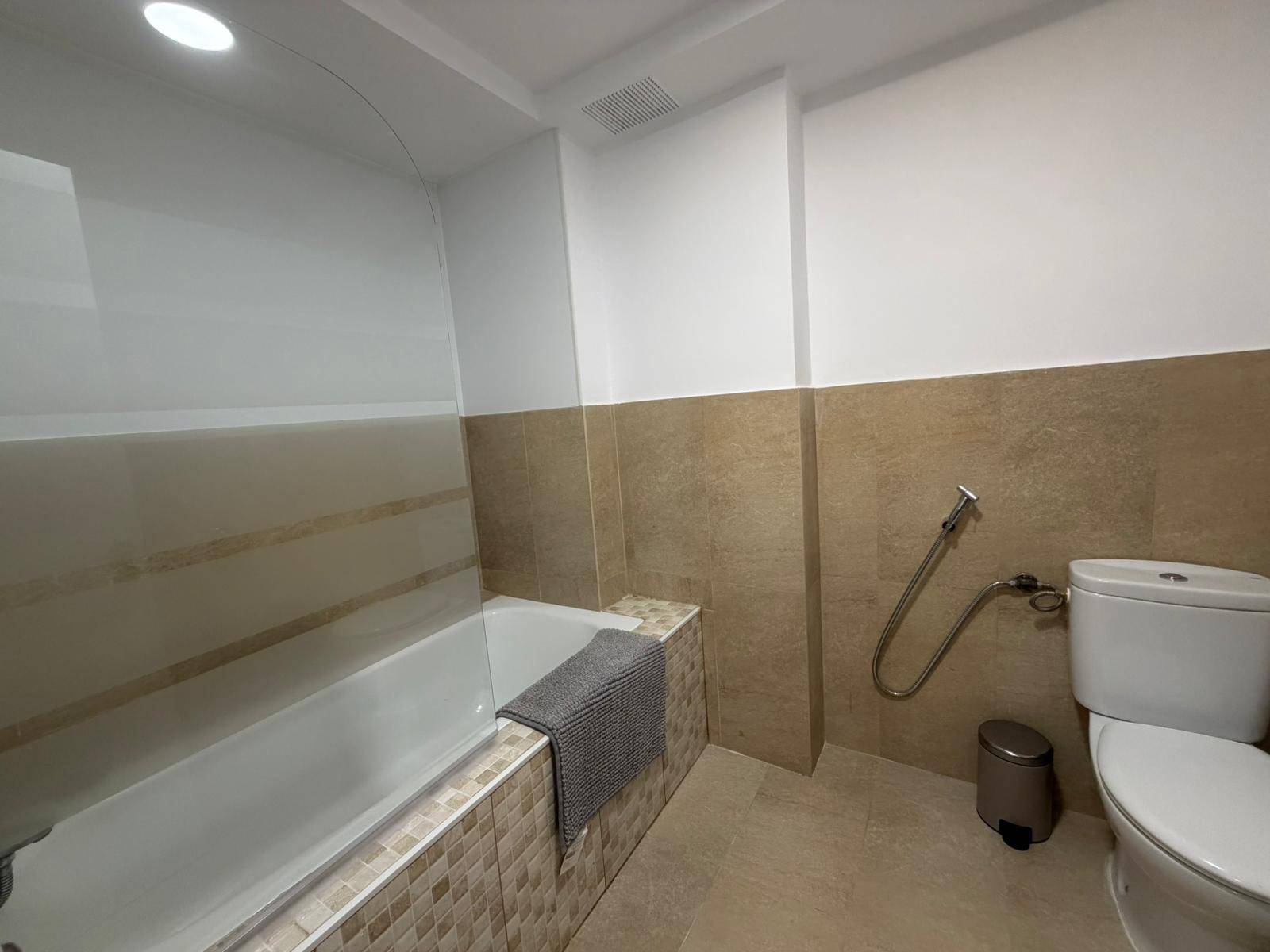 Habitación privada V en Calle del Príncipe de Vergara 27/27