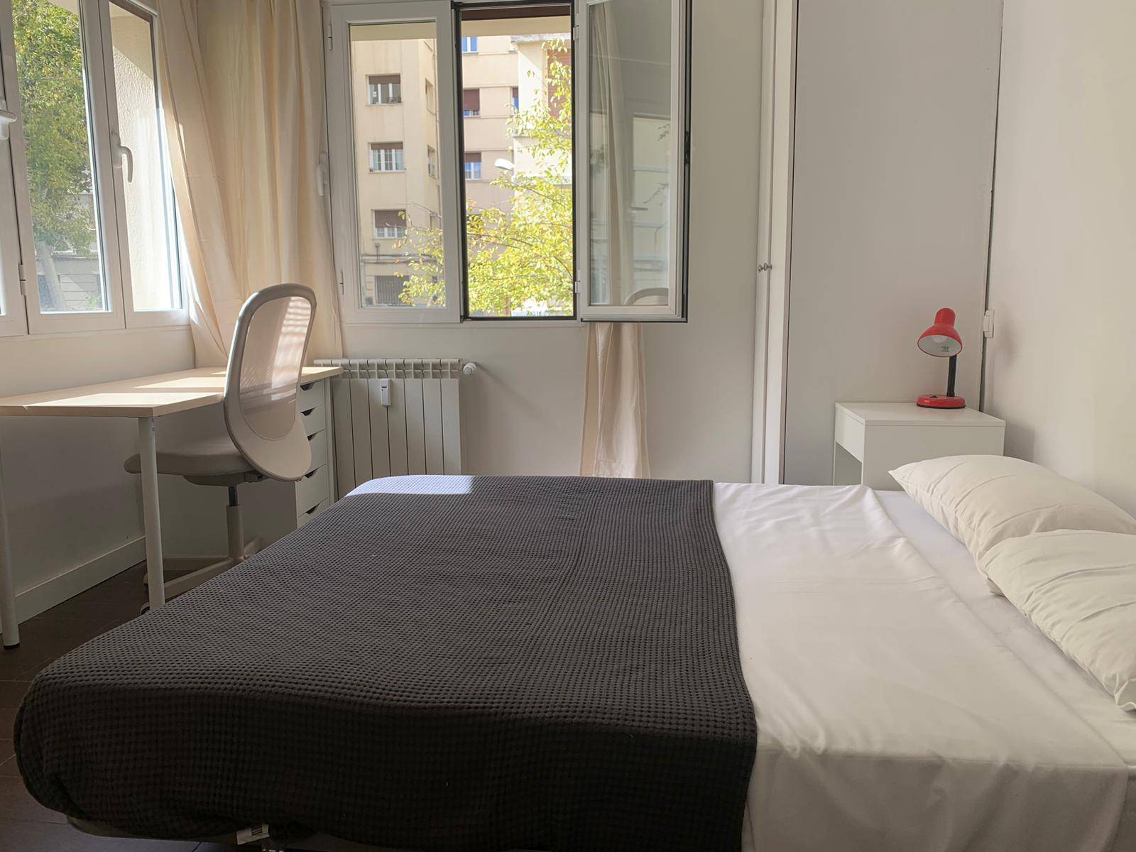 Habitación privada VII en Calle Maudes 1/9
