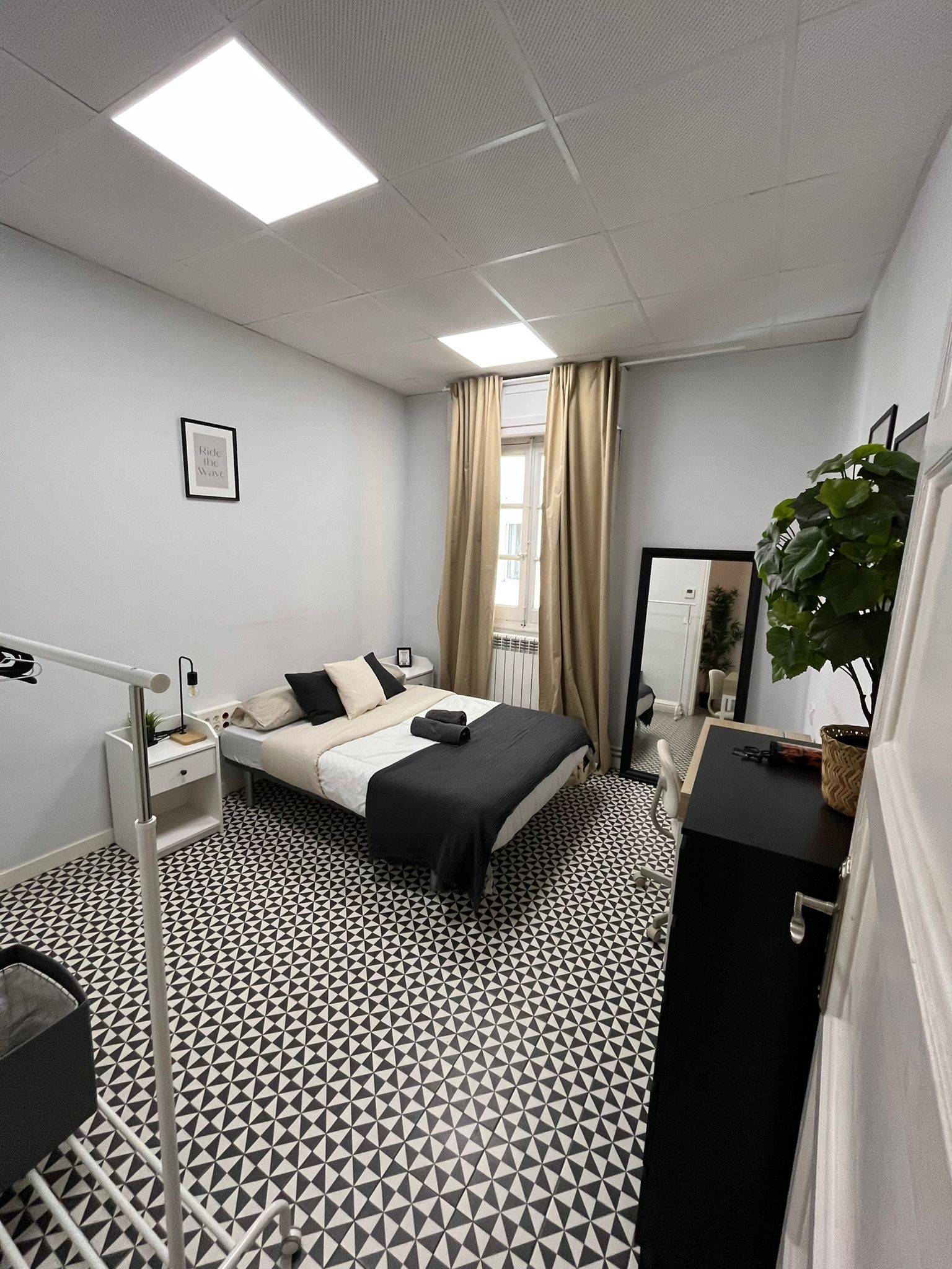 Habitación privada VI en Calle de Alberto Aguilera 2/11