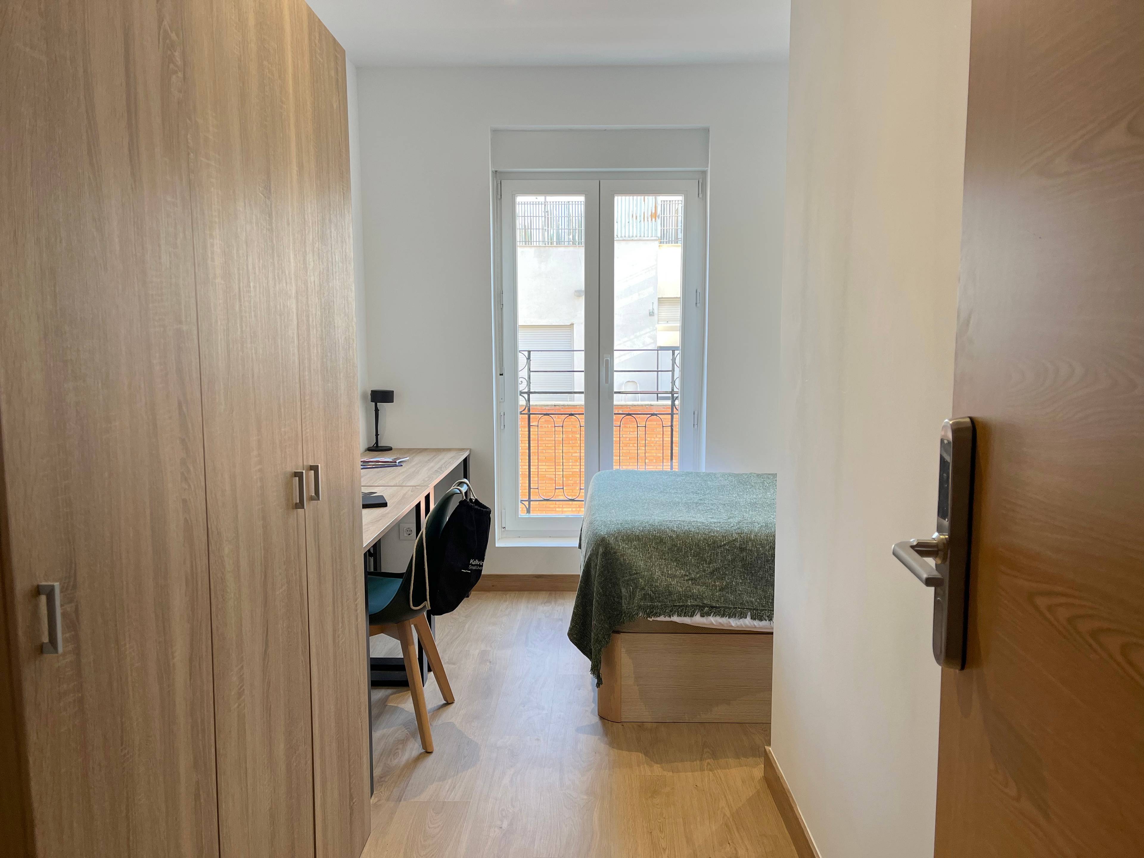 Habitación privada I en Calle María Bosch 2/30
