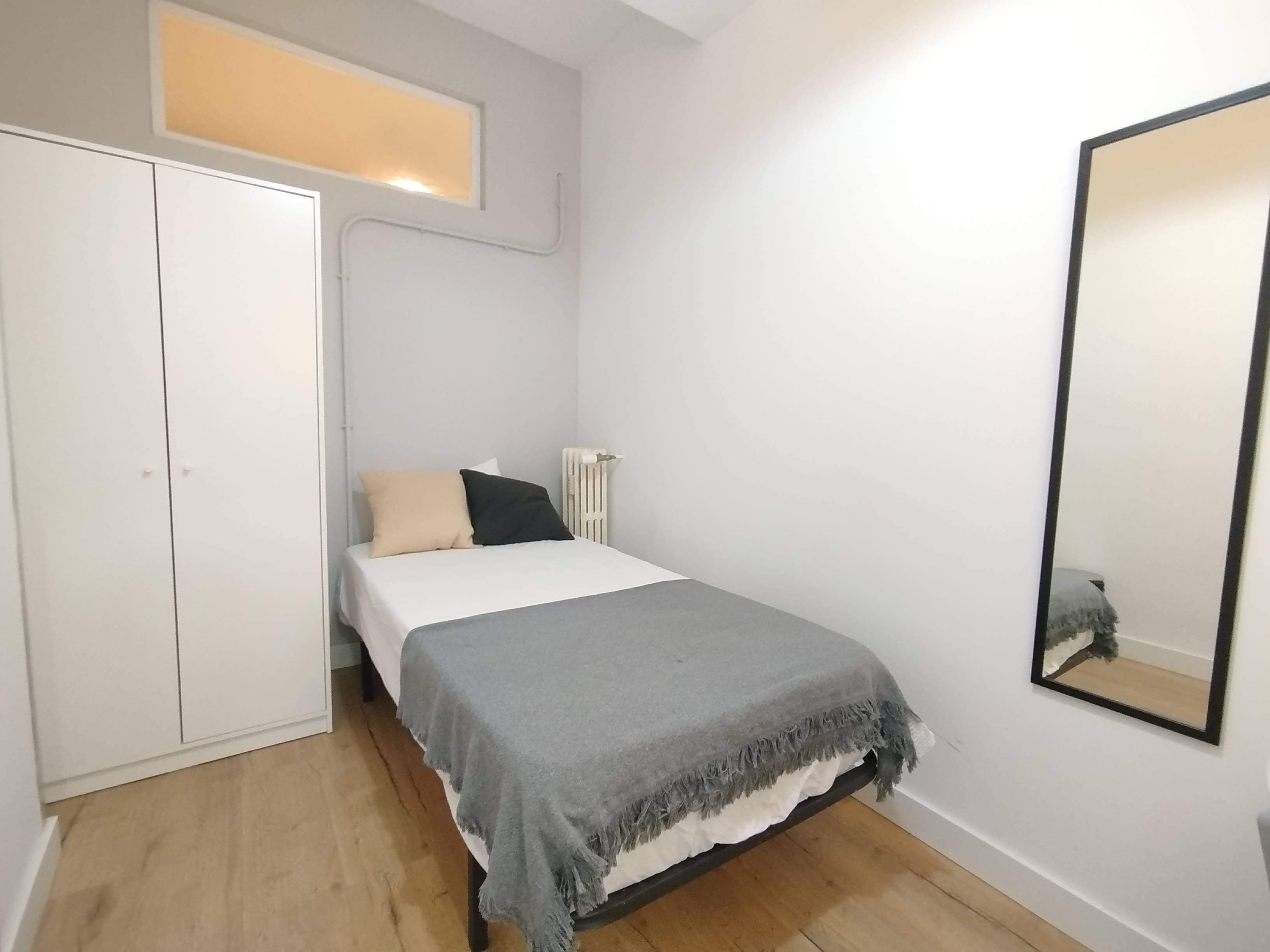 Habitación privada II en Avenida del Mediterráneo 2/19