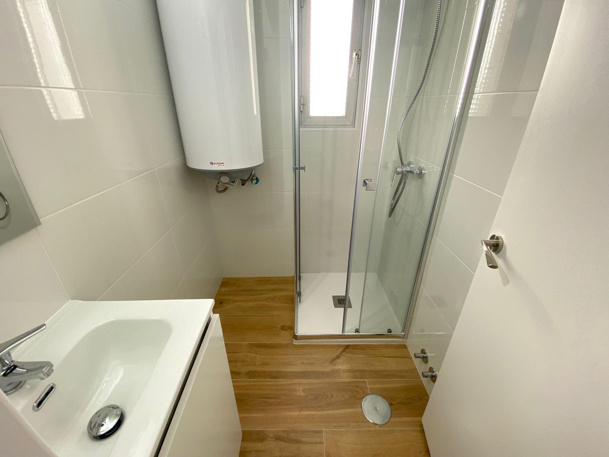 Habitación privada IV en Avenida de la Albufera