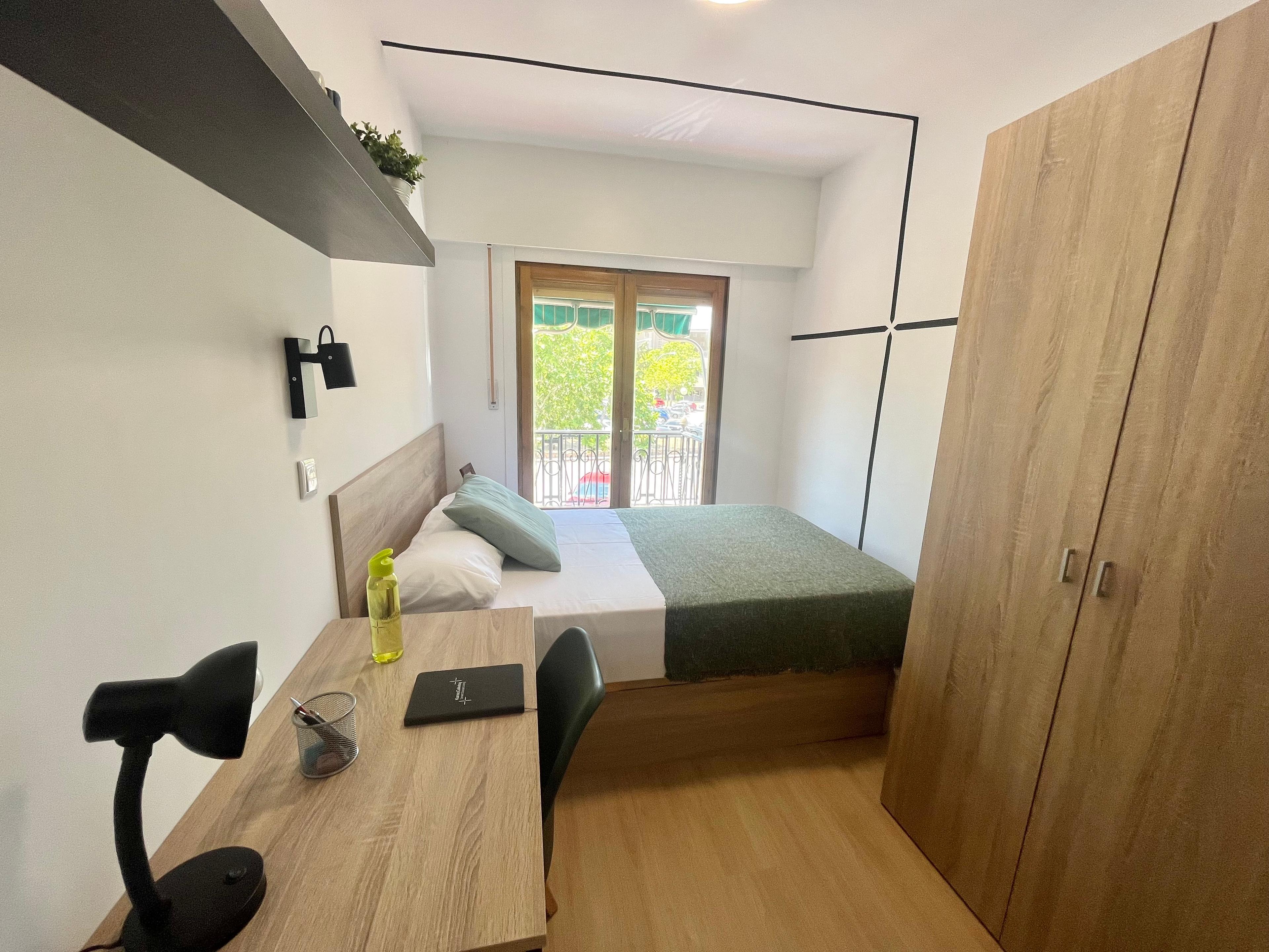 Habitación privada III en Calle del Petirrojo