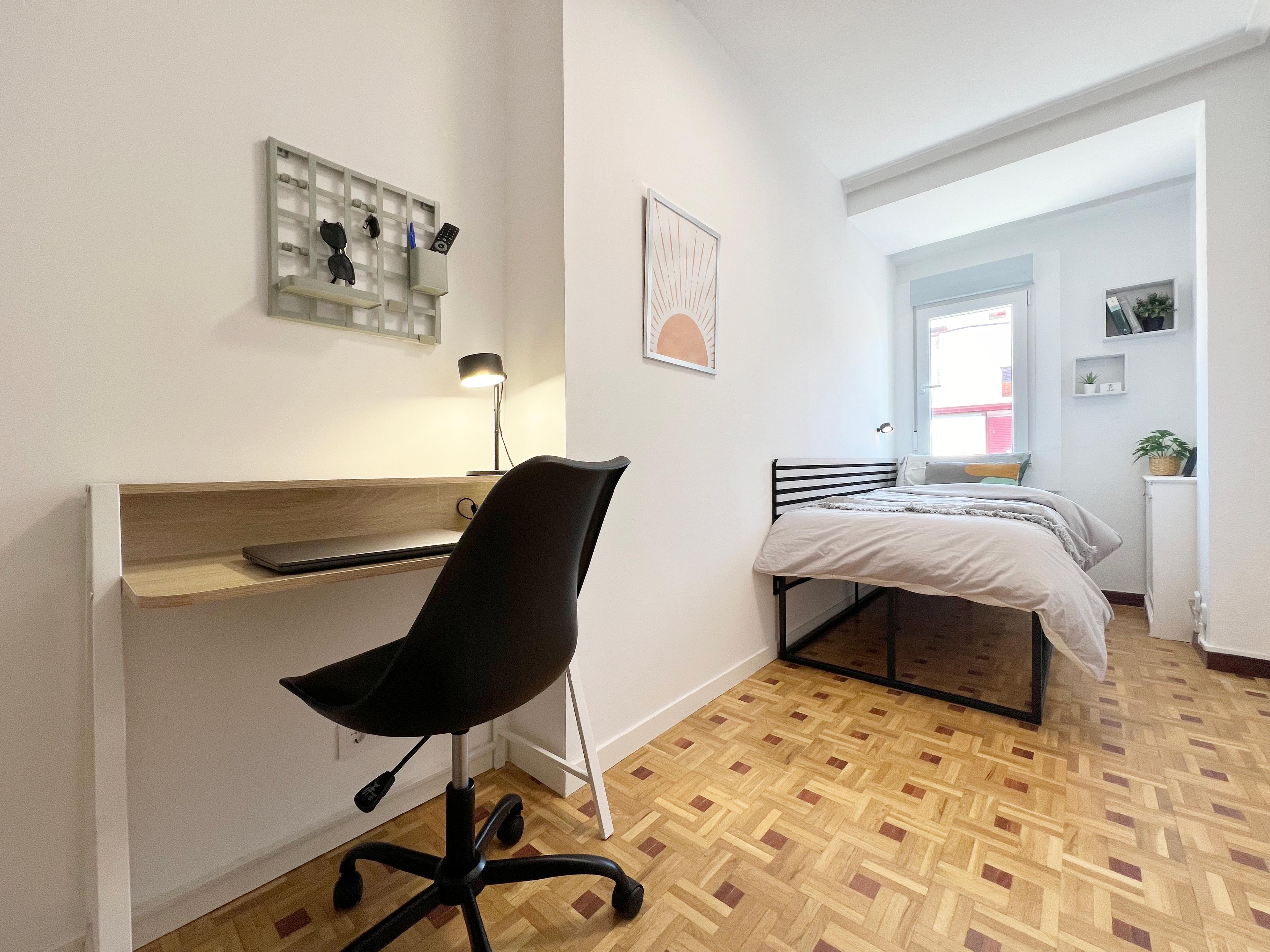 Habitación privada I en Calle de Pedro Heredia