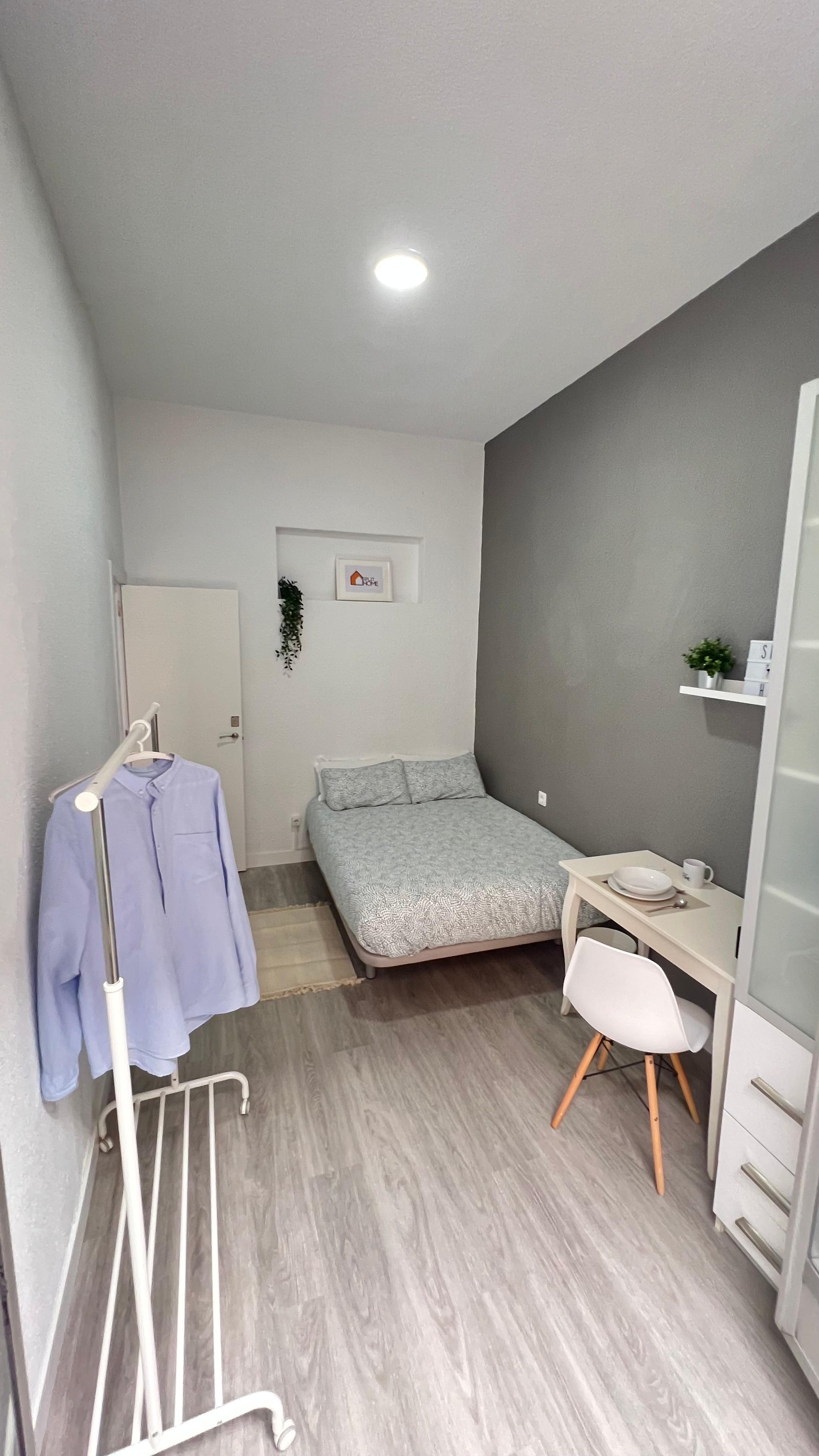 Habitación privada II en Calle de la Luna