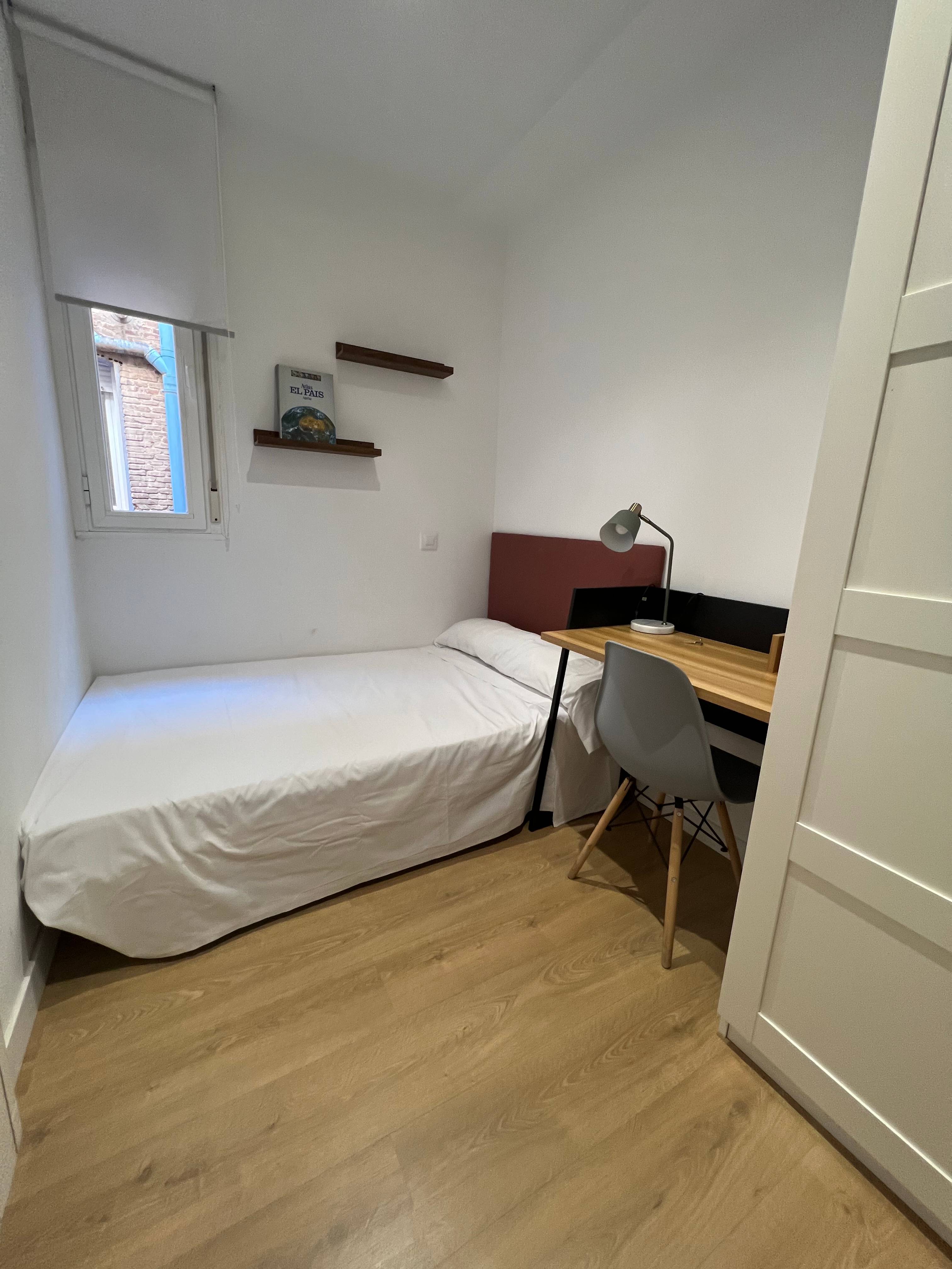 Habitación privada II en Calle de Francos Rodríguez 1/24