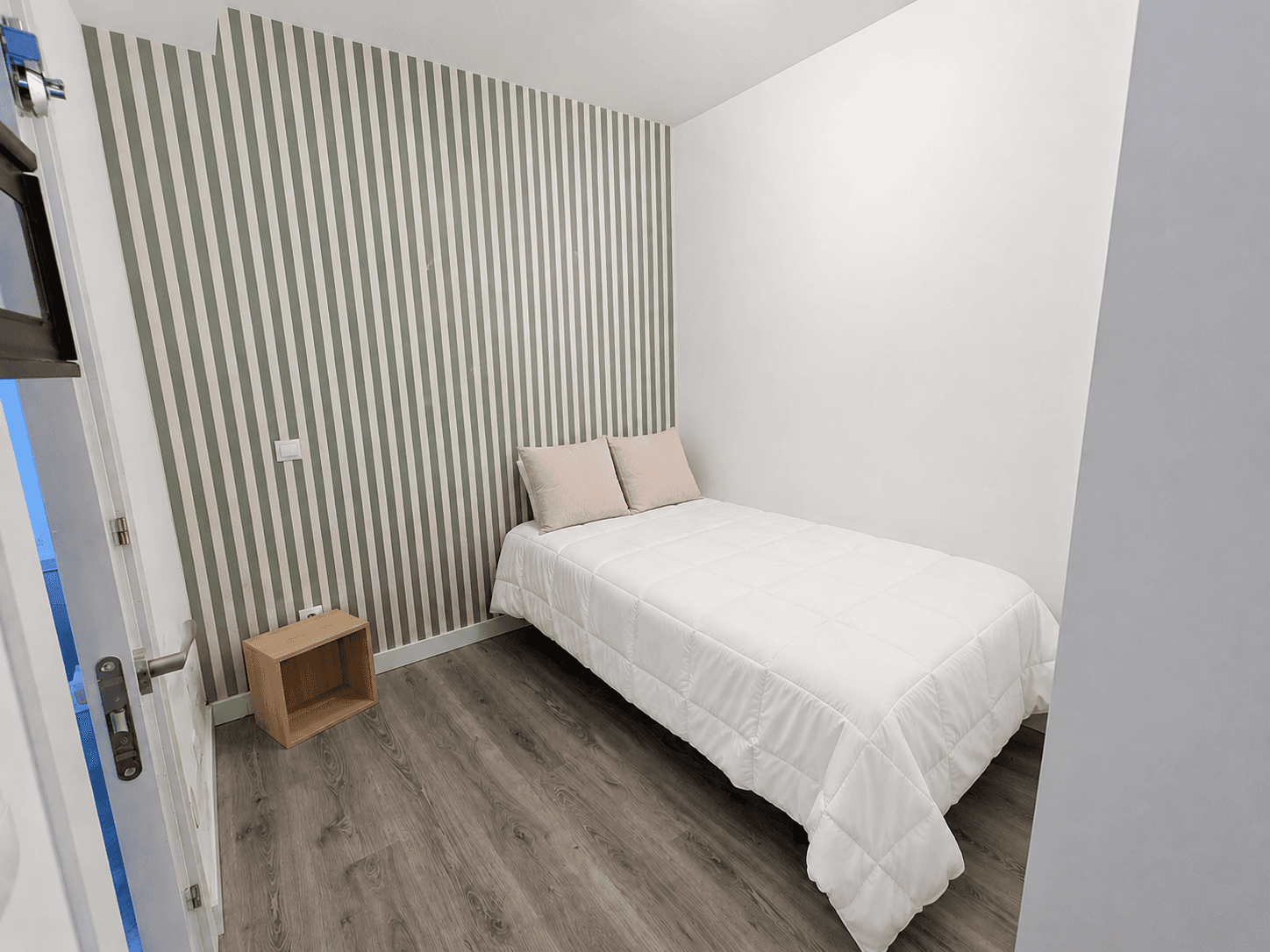 Habitación privada I en Calle de Fermín Caballero 1/8
