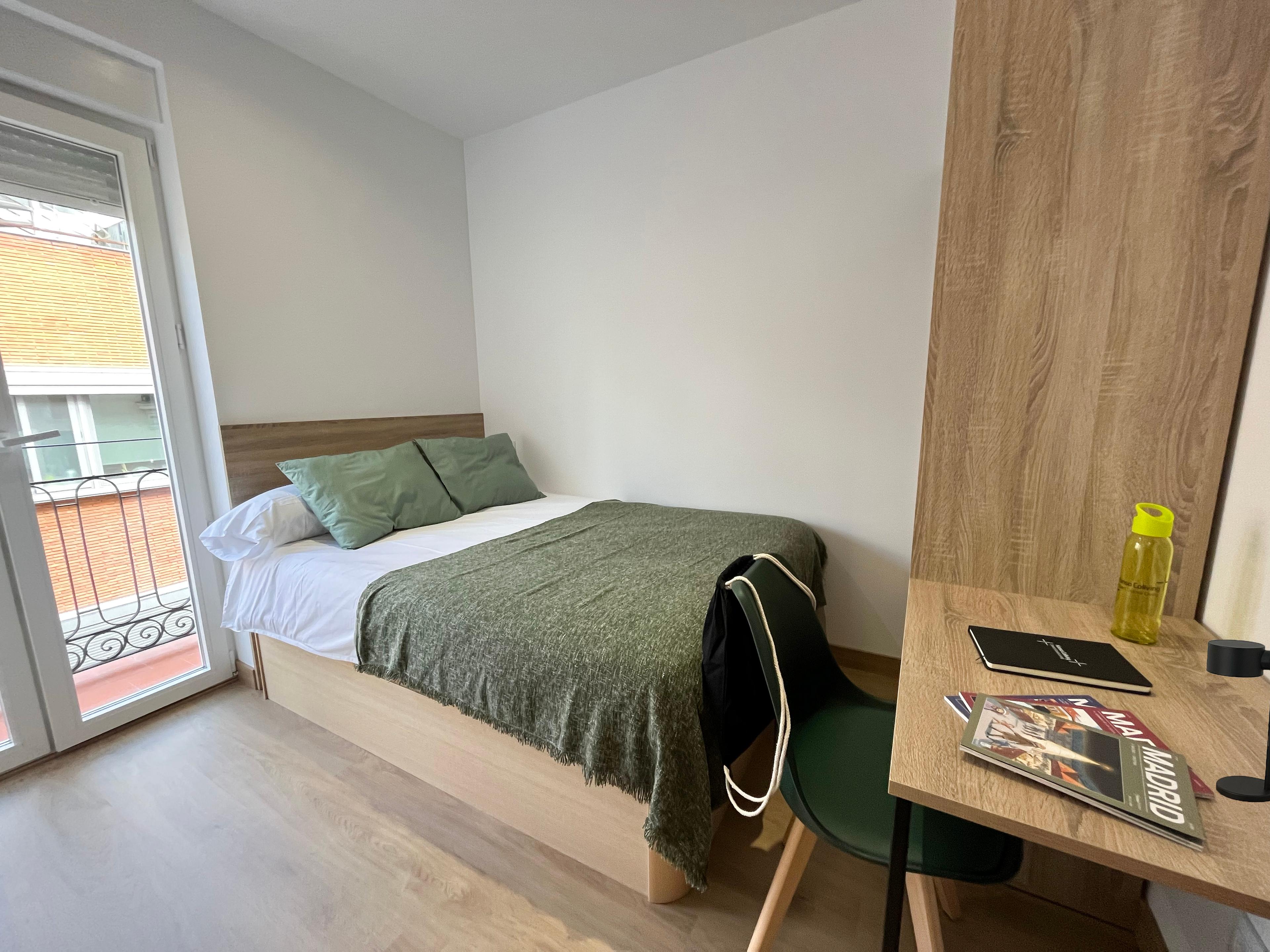 Habitación privada III en Calle María Bosch
