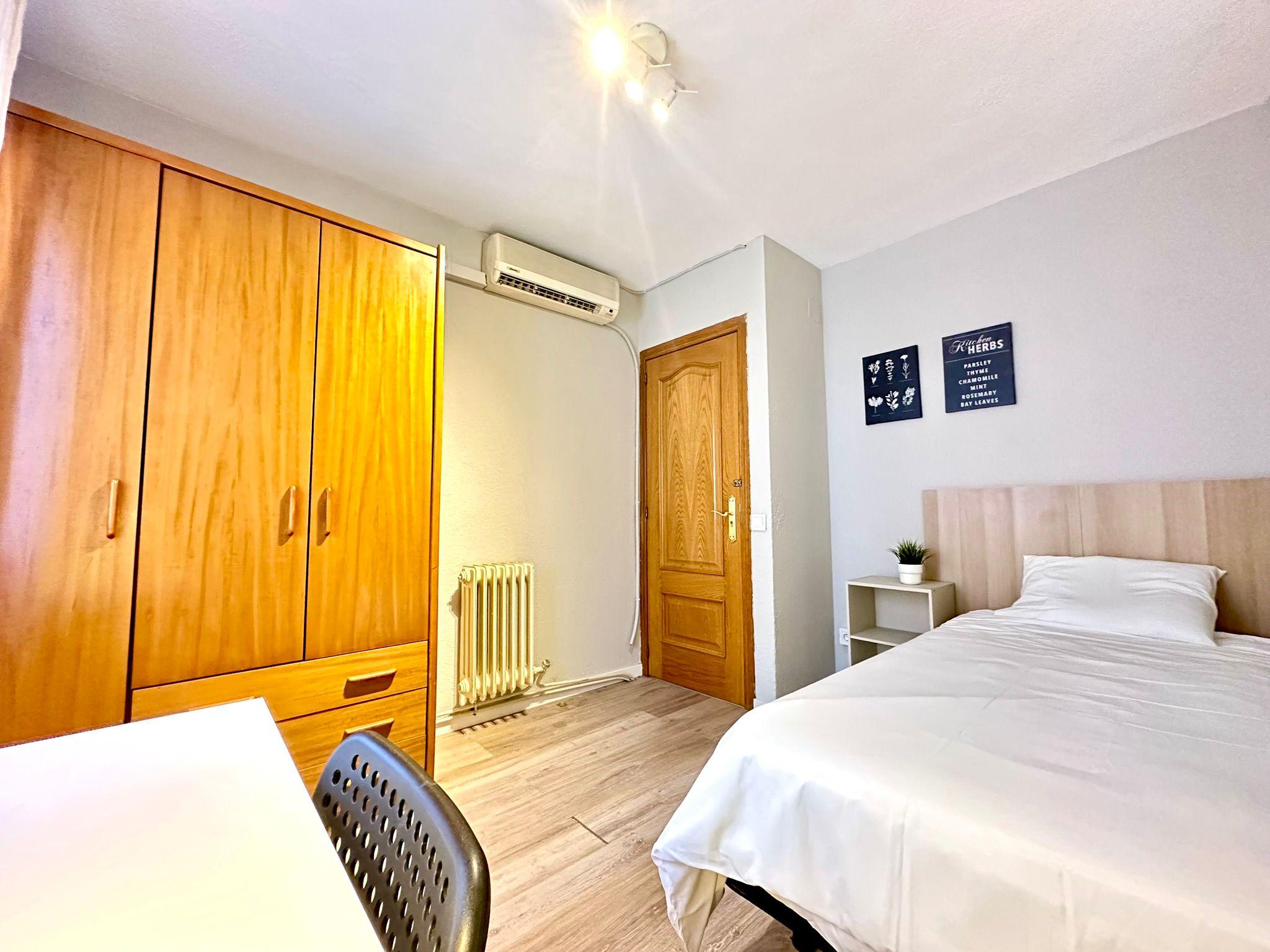 Habitación privada IV en Calle de Francia