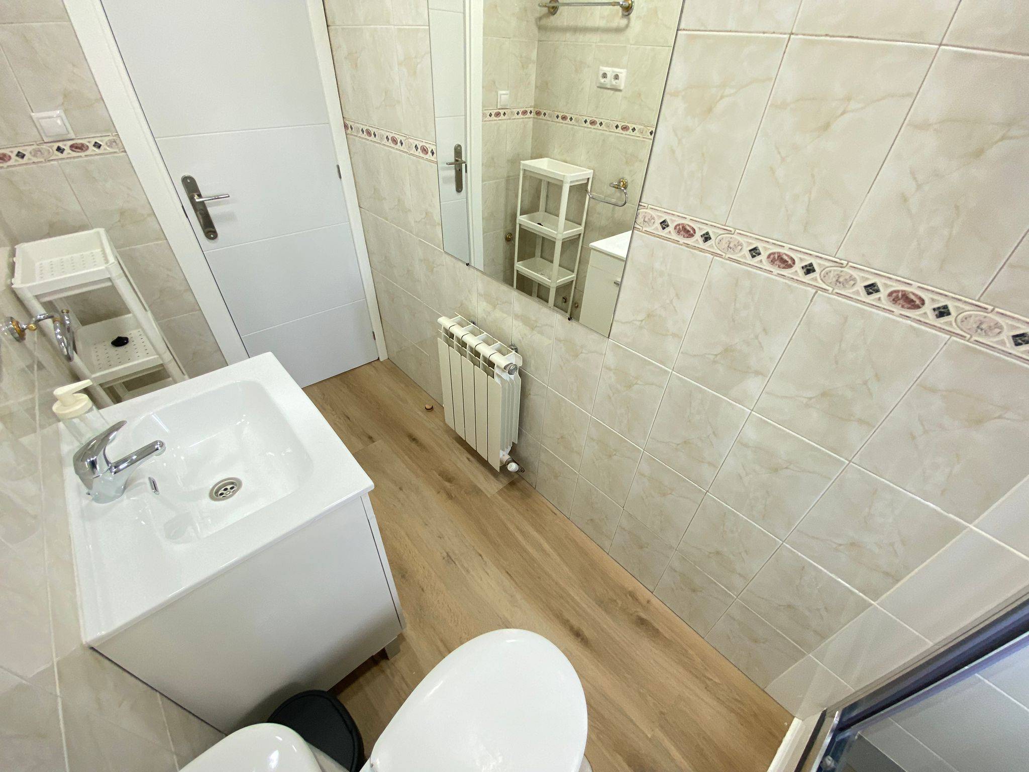 Habitación privada IV en Calle Benalmádena 18/18