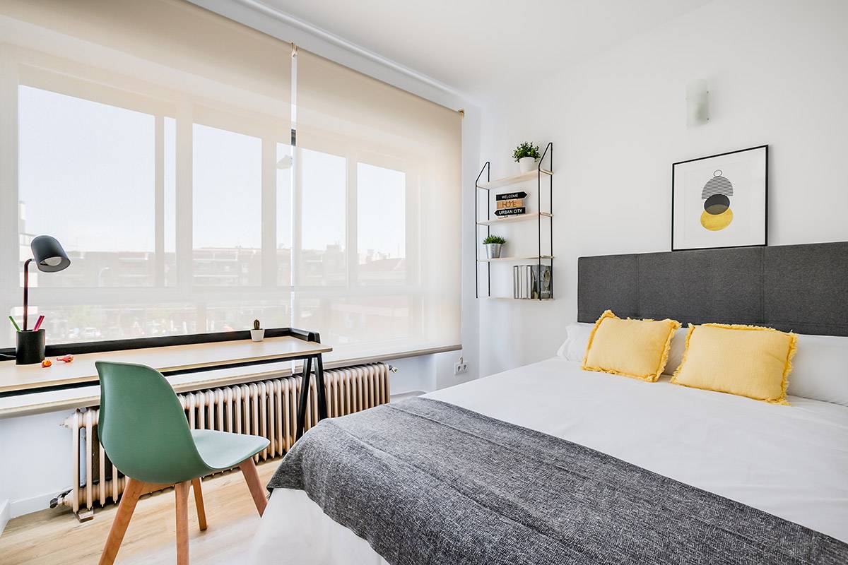 Habitación privada IV en Avenida General Palacio 1/21