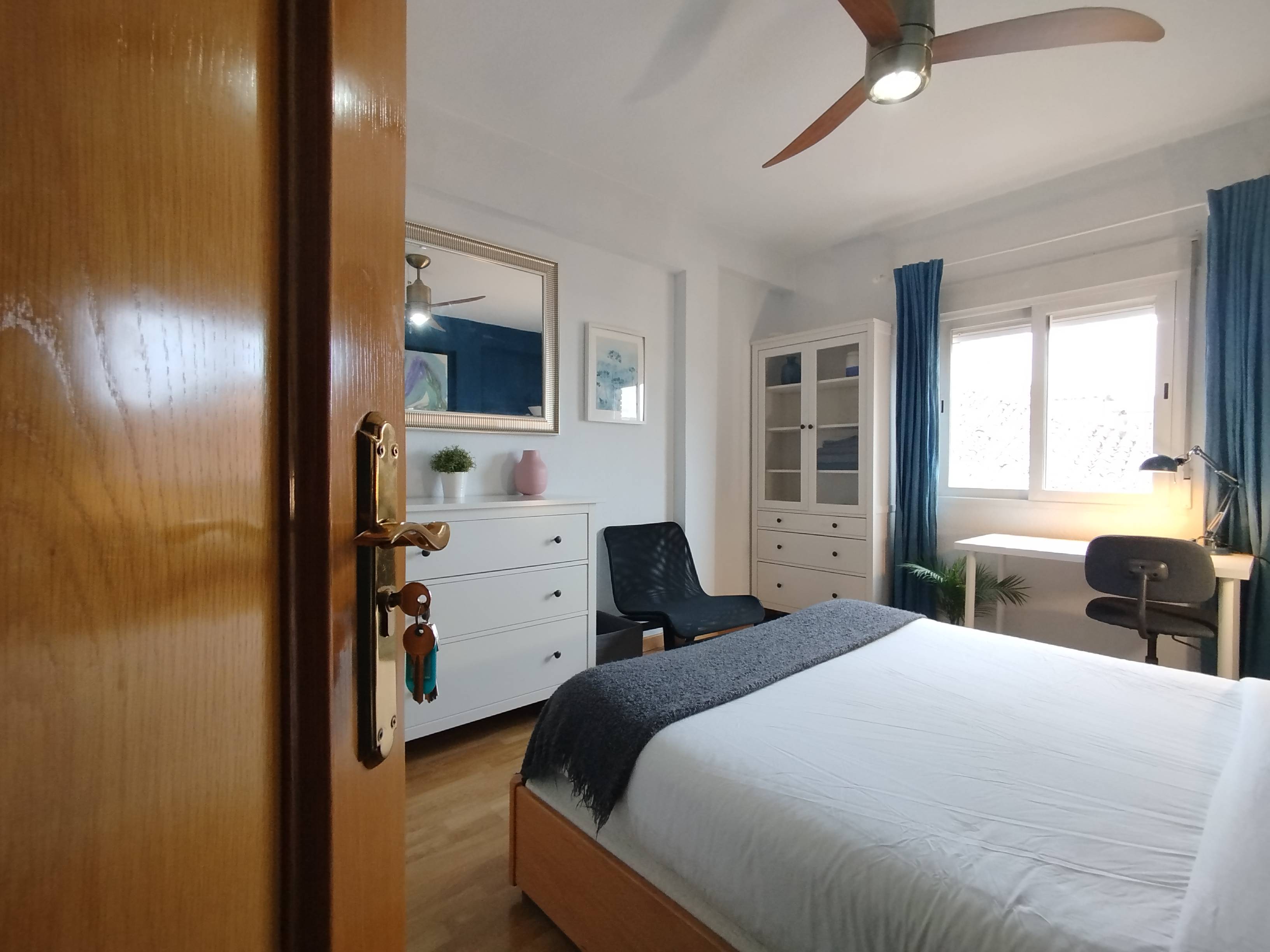 Habitación privada III en Calle de San Bernabé 2/18