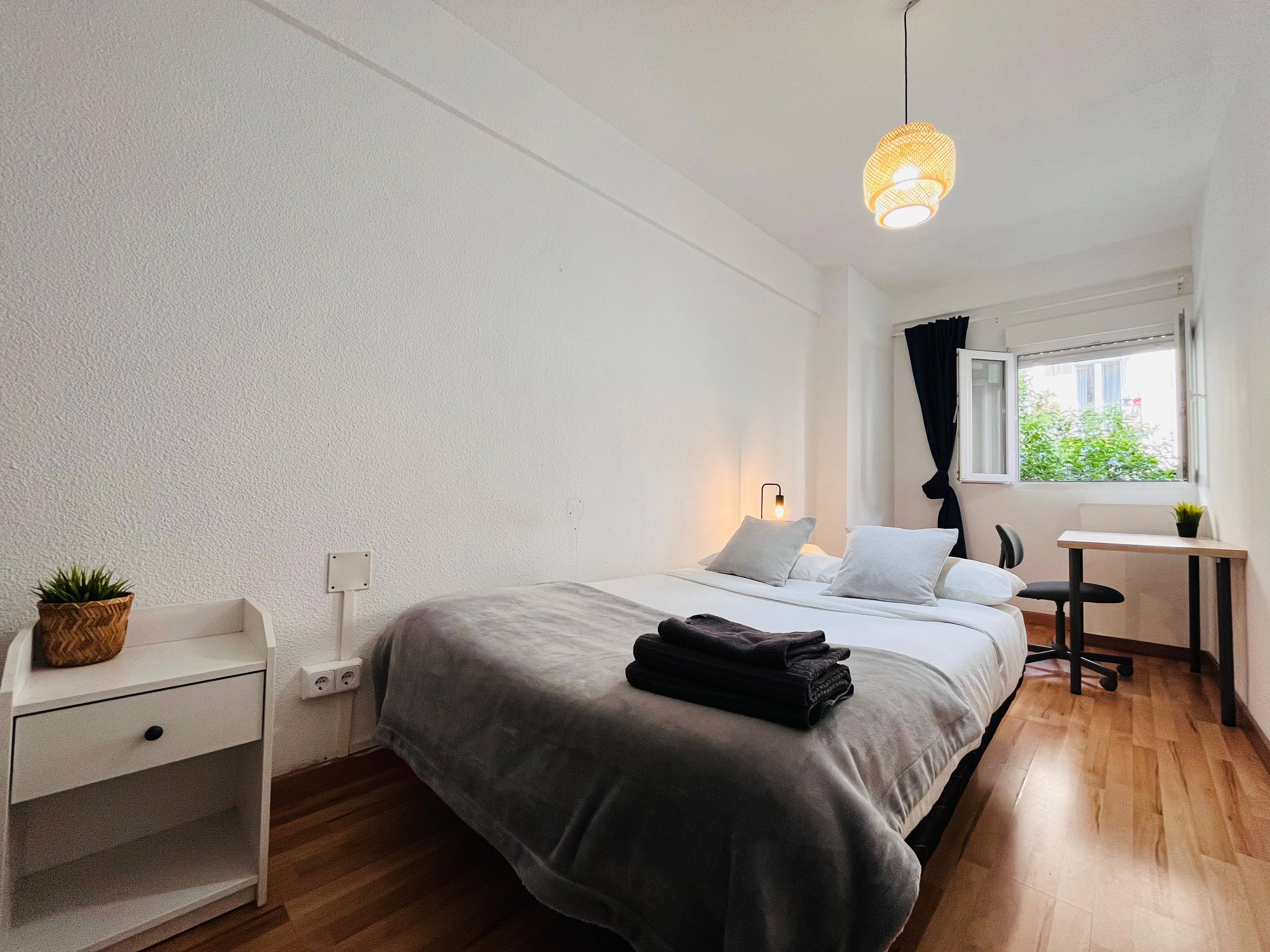 Habitación privada I en Calle de Gaztambide 1/17