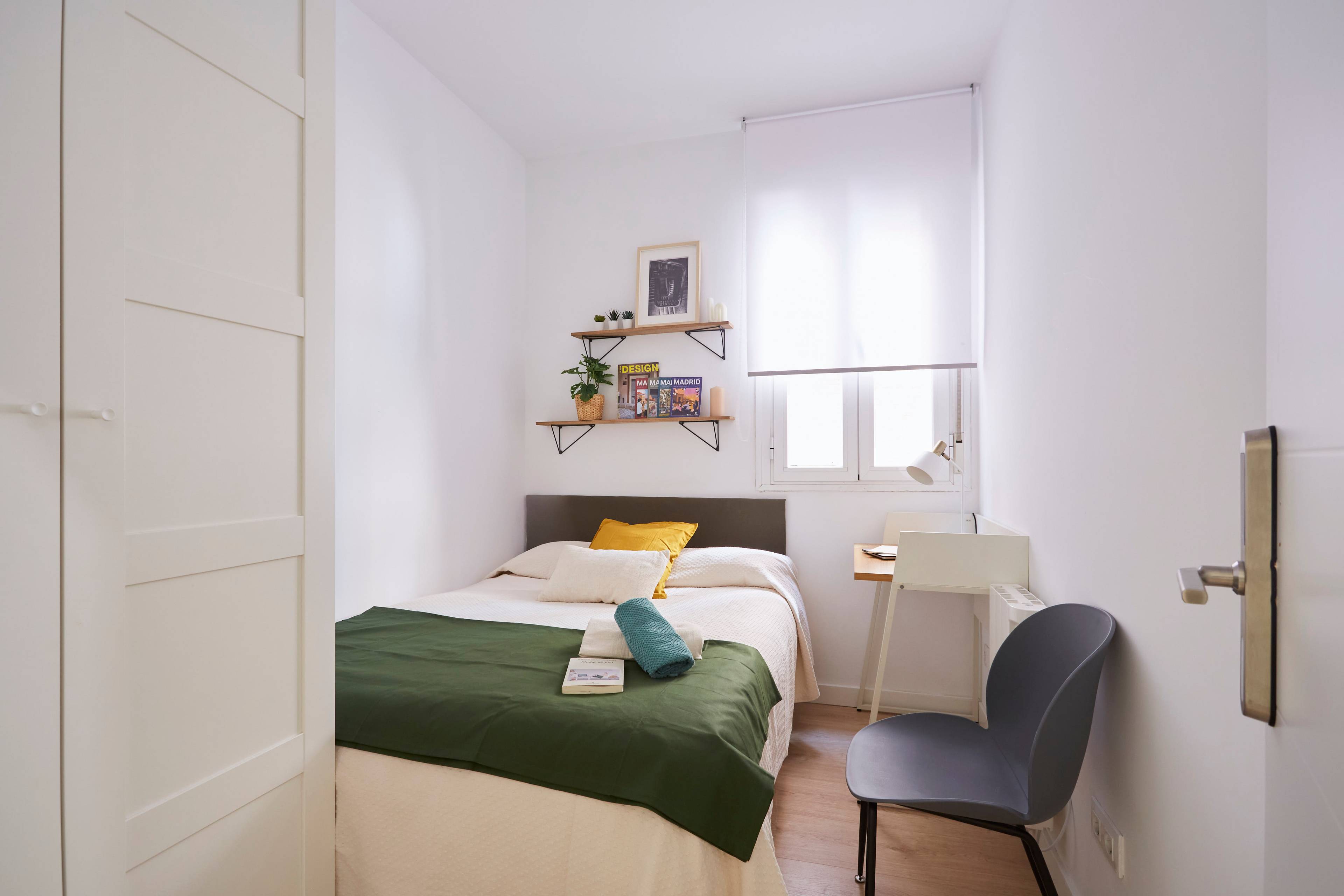 Habitación privada X en Calle de Francos Rodríguez 1/23