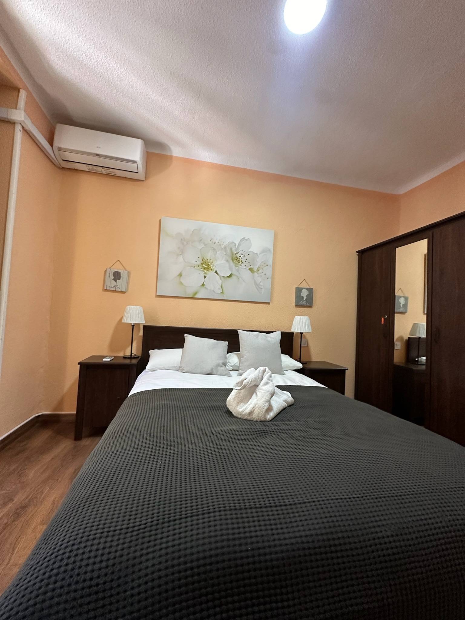 Habitación privada I en Calle de Toledo 2/23