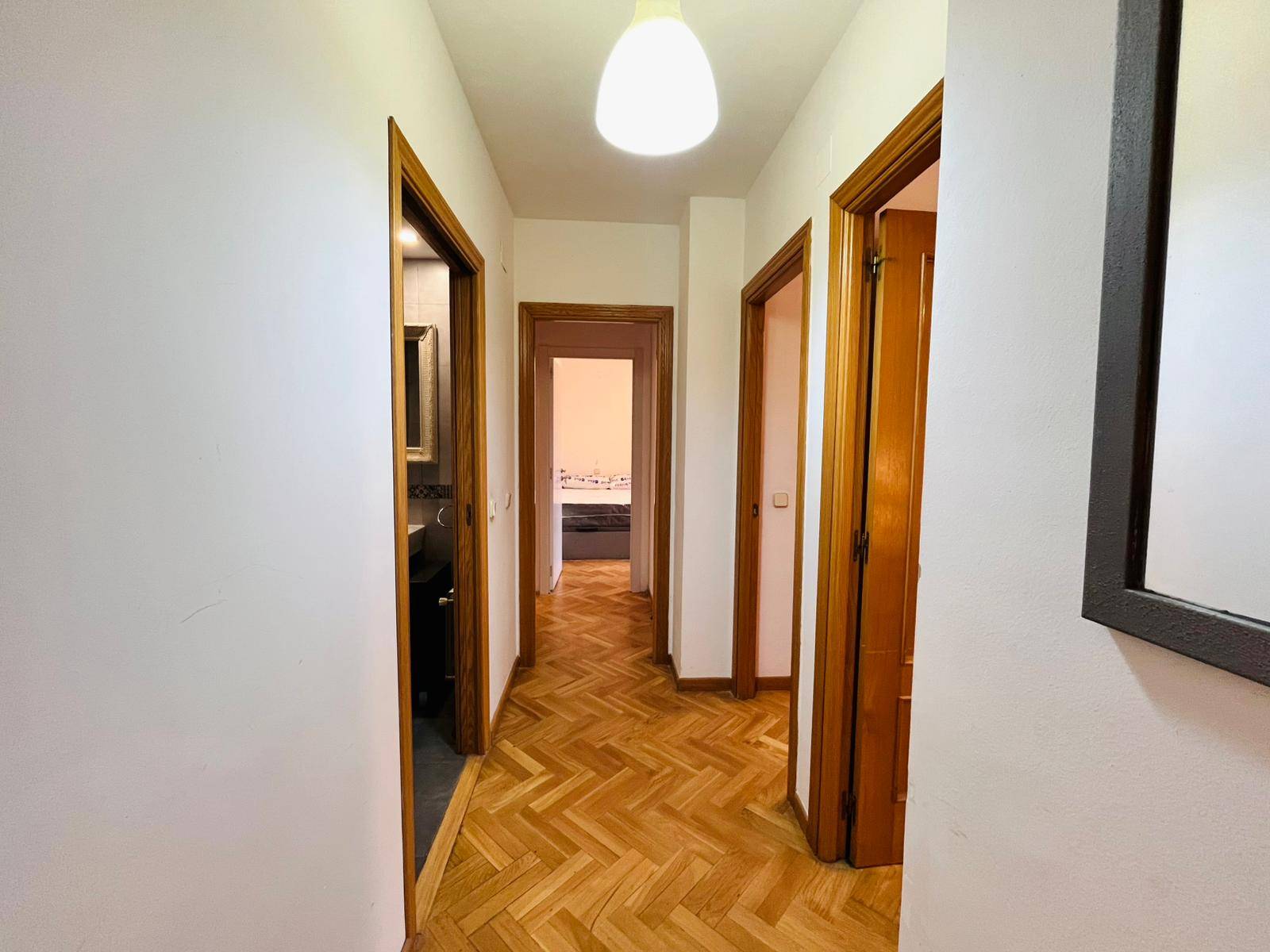 Habitación privada IV en Calle Alcalde Luis Egea 18/18