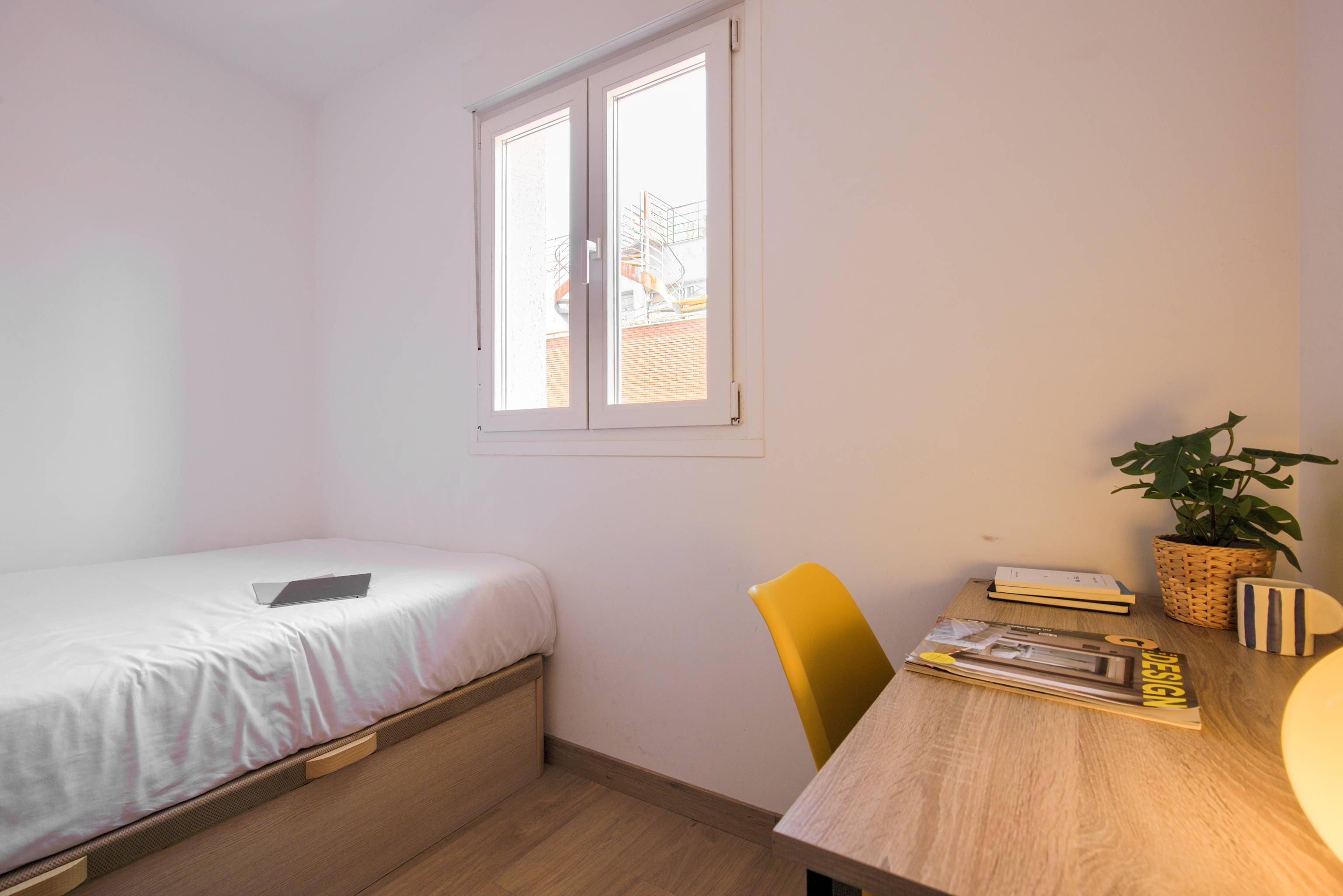 Habitación privada I en Calle María Bosch 2/20