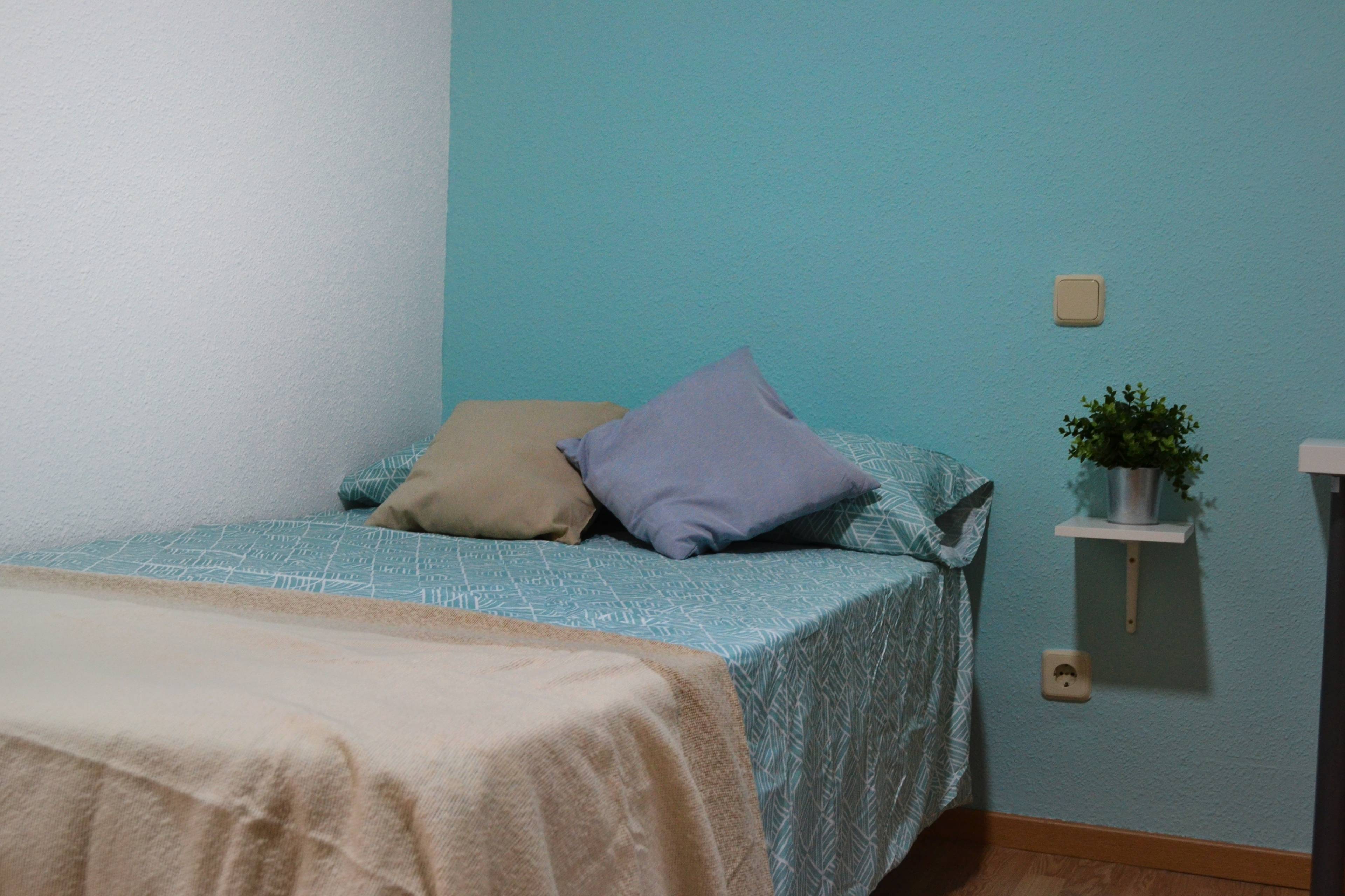 Habitación privada I en Calle Terradas 1/15