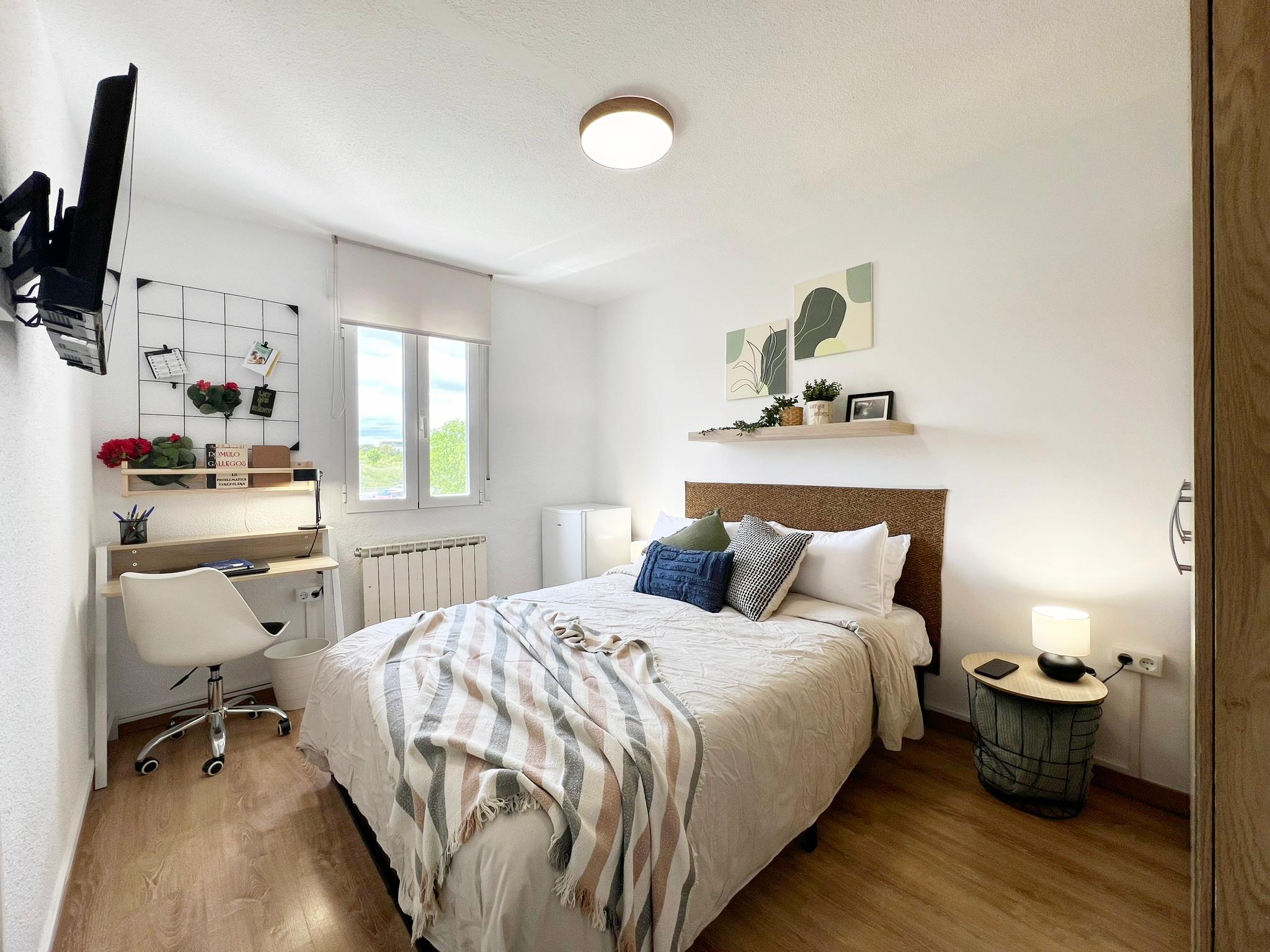 Habitación privada IV en Calle Ayllón