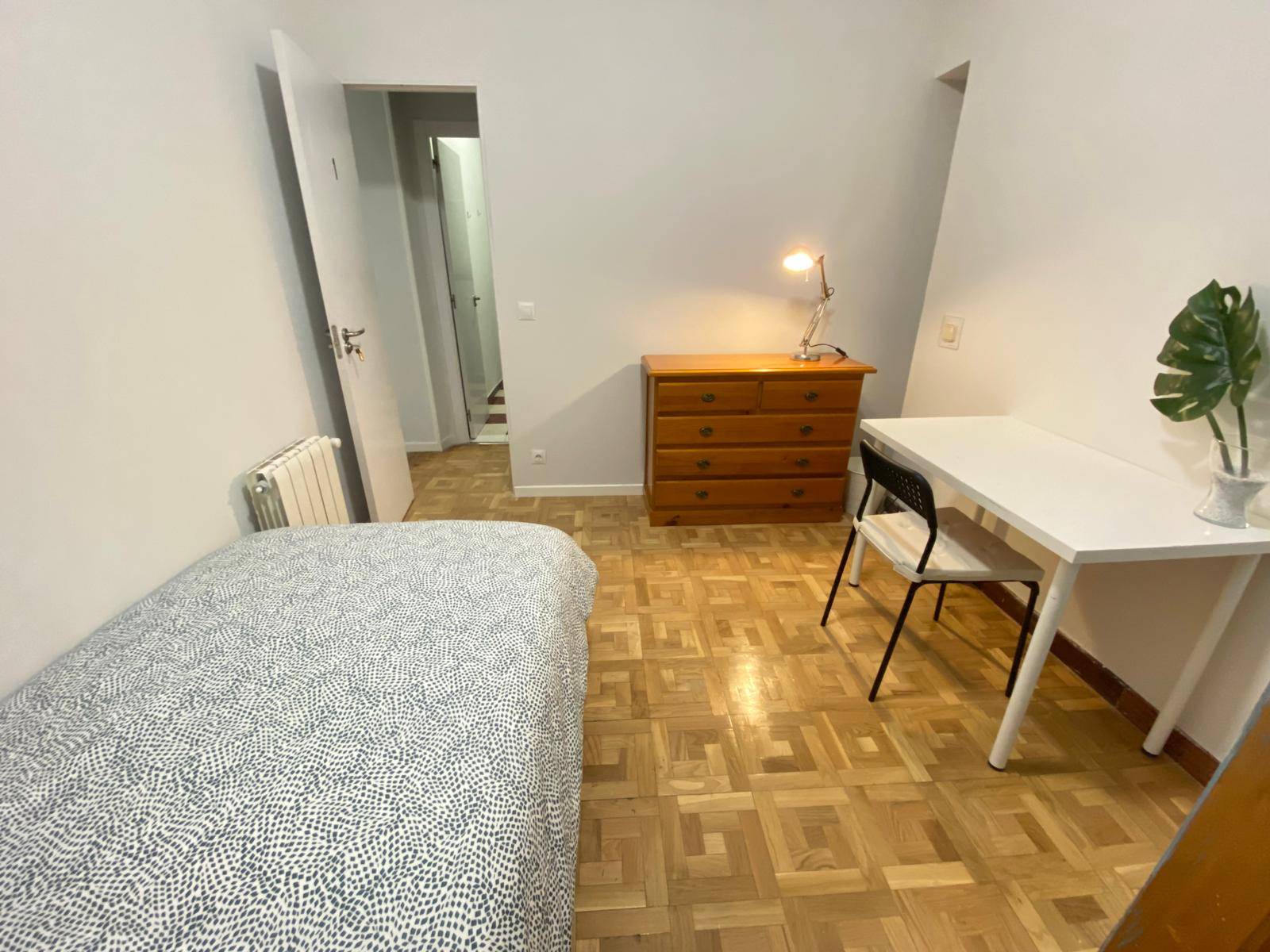 Habitación privada I en Calle del Carmen 2/20