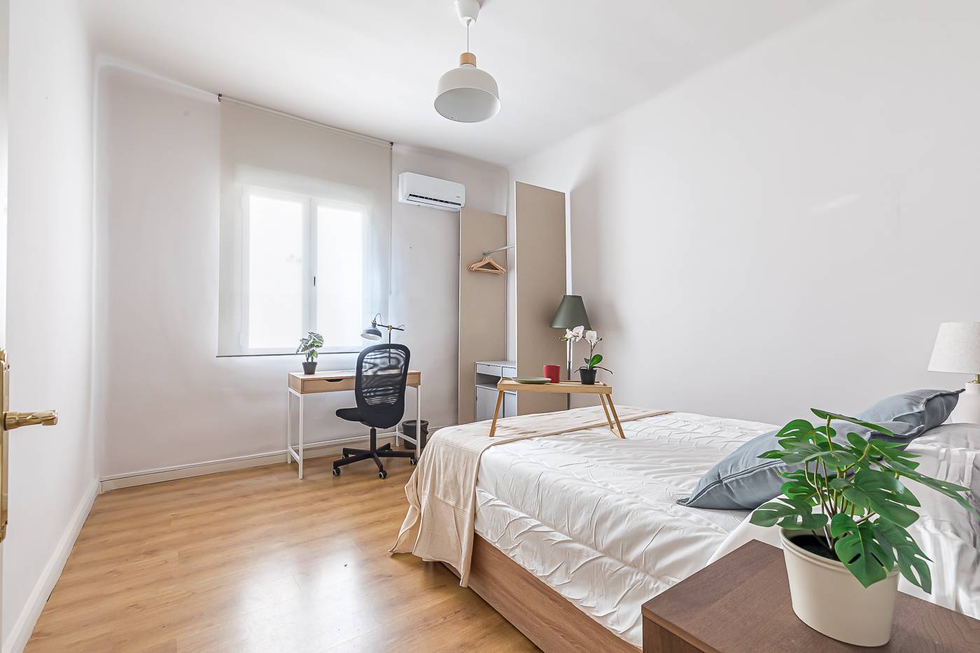 Habitación privada IV en Calle de Fernández de la Hoz 1/16