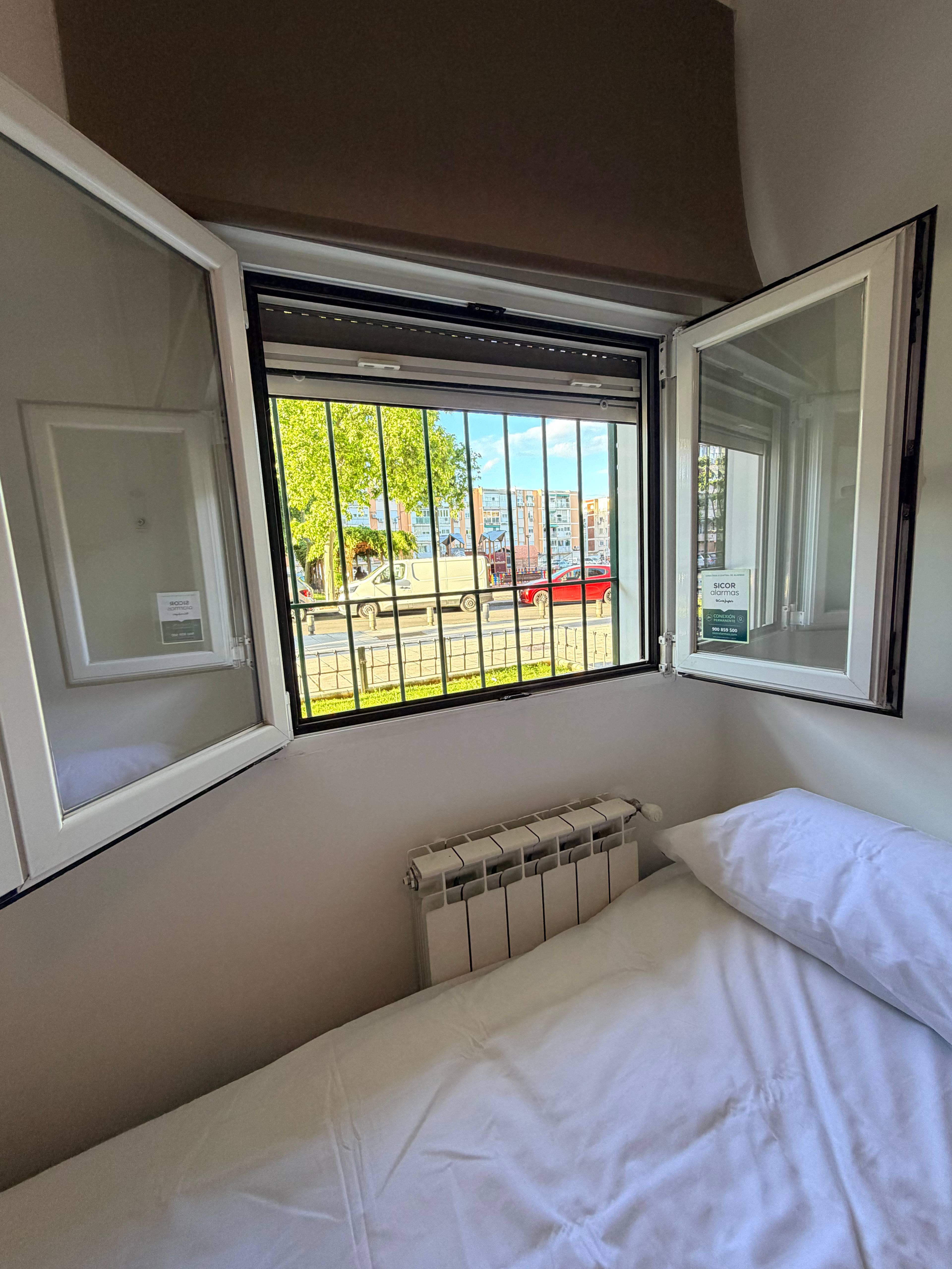 Habitación privada III en Calle de la Batalla de Lepanto 14/14