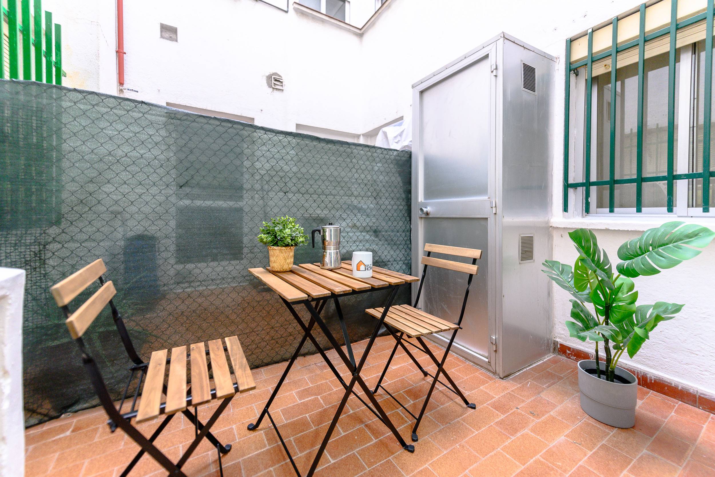 Habitación privada III en Calle Toledo 23/23