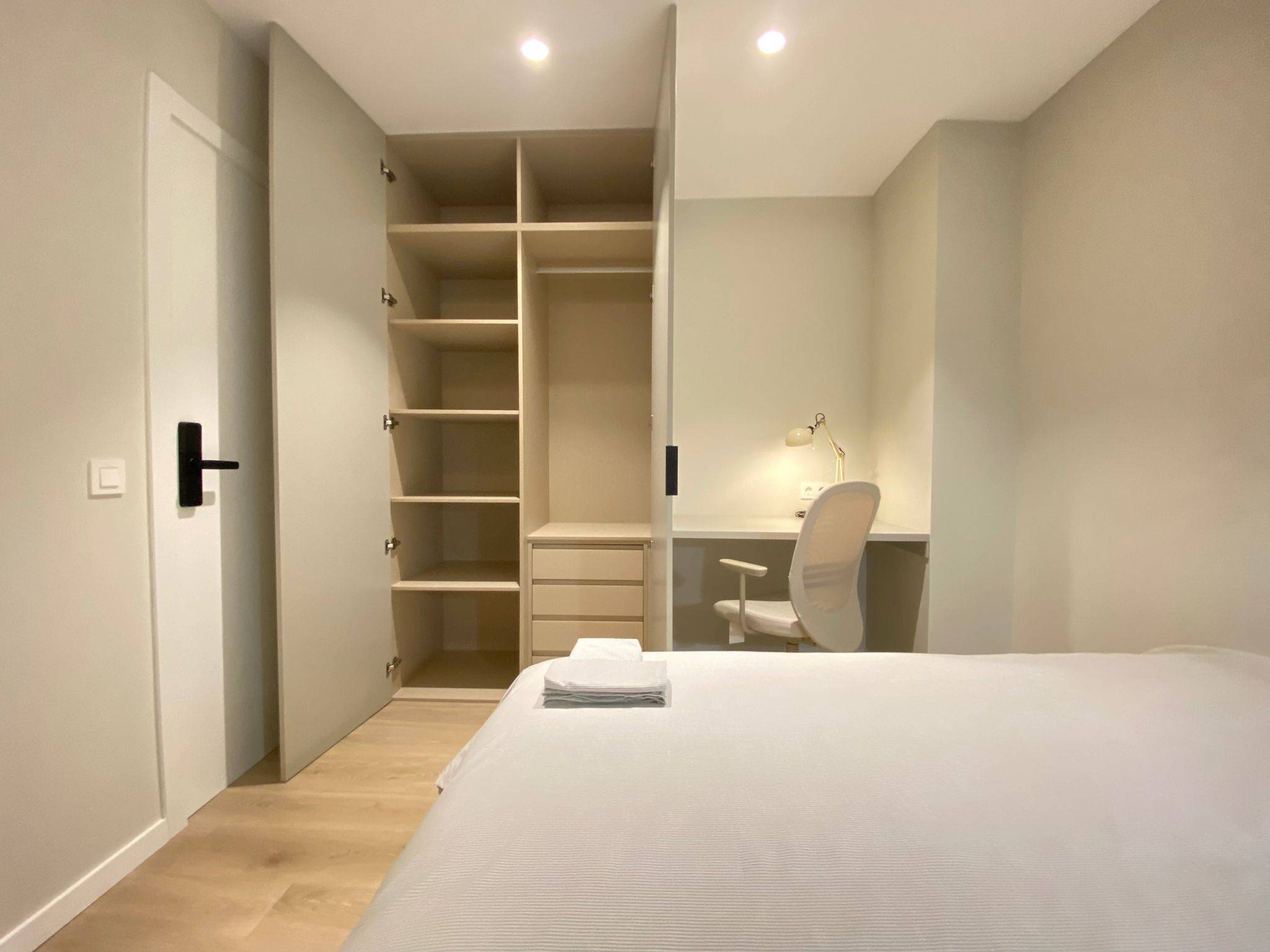 Habitación privada II en Calle Anunciación 2/20