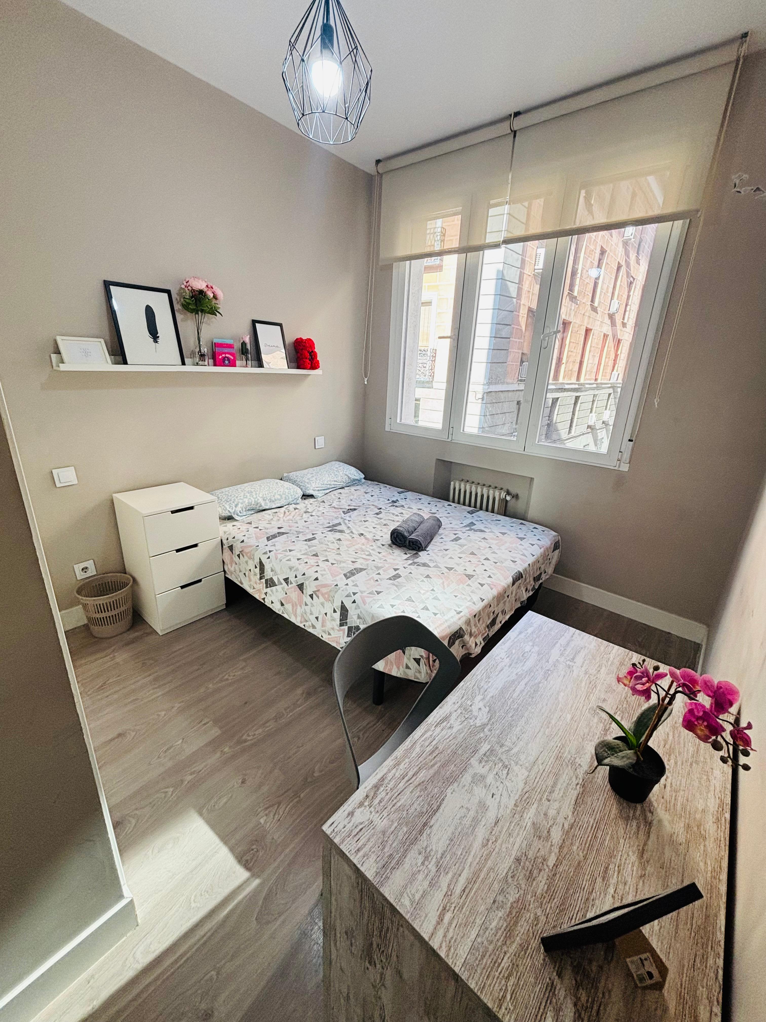 Habitación privada I en Calle de Concepción Arenal