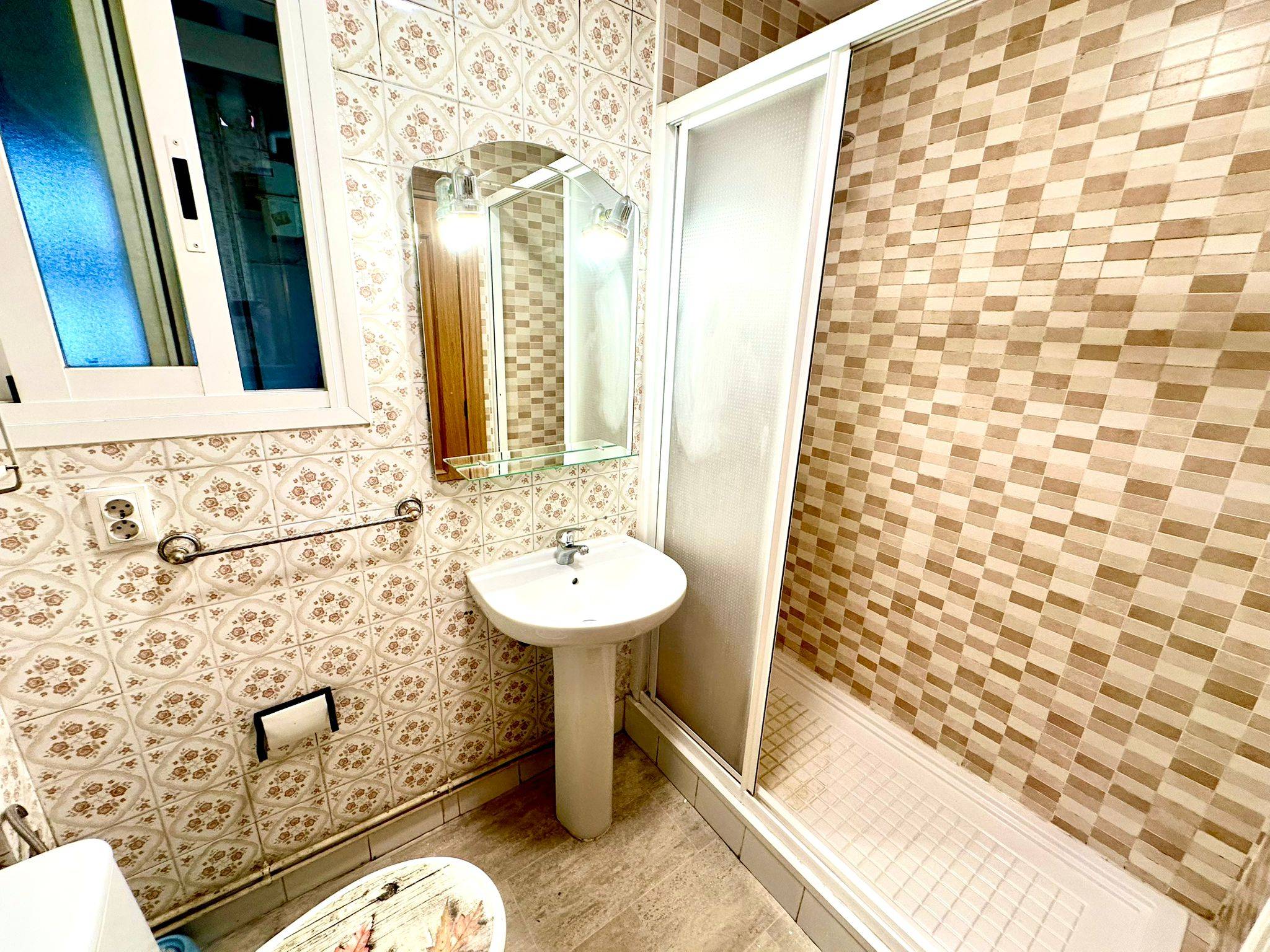 Habitación privada III en Calle de Francia 20/20