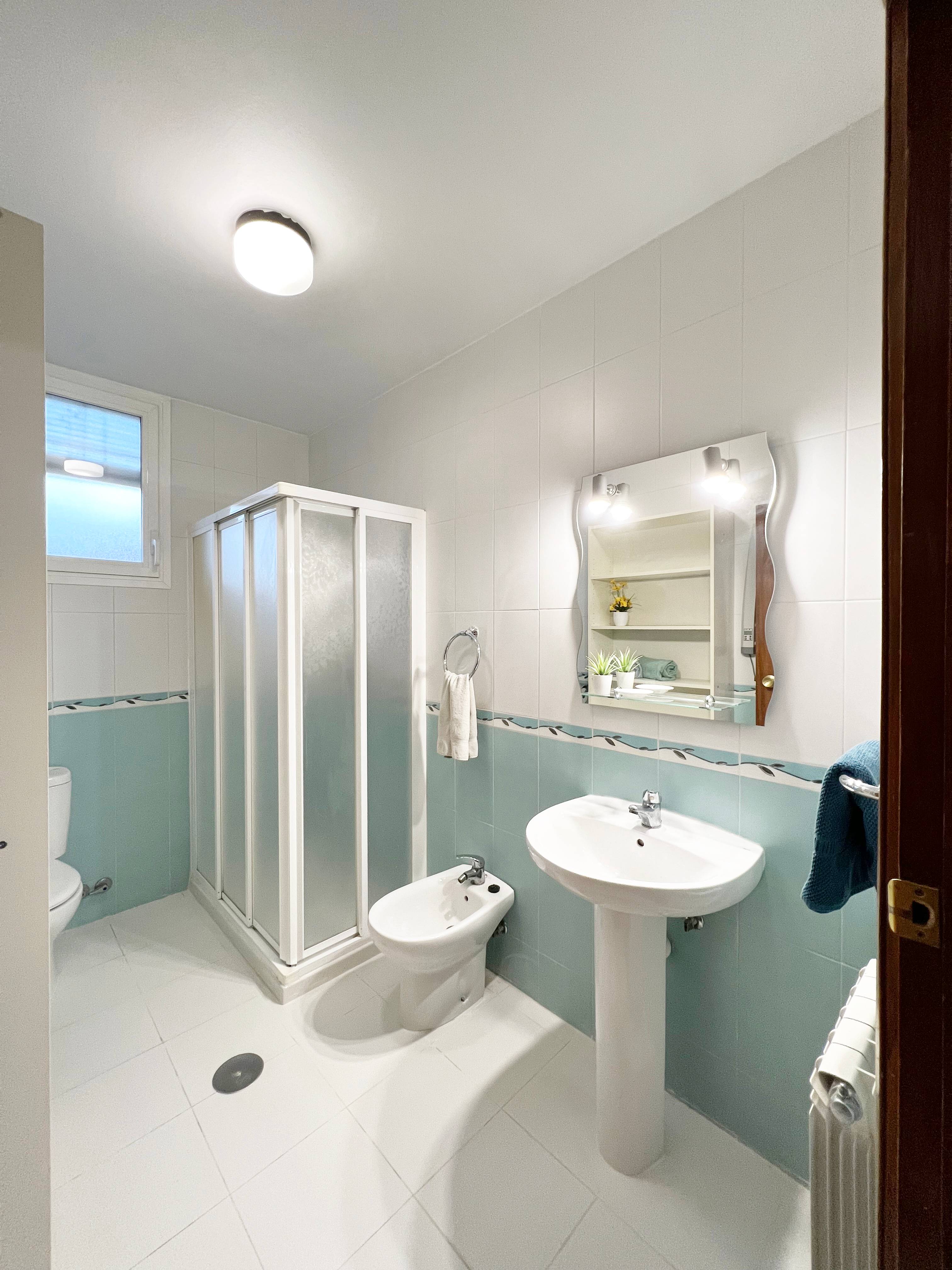 Habitación privada V en Calle del Dos de Mayo 19/19