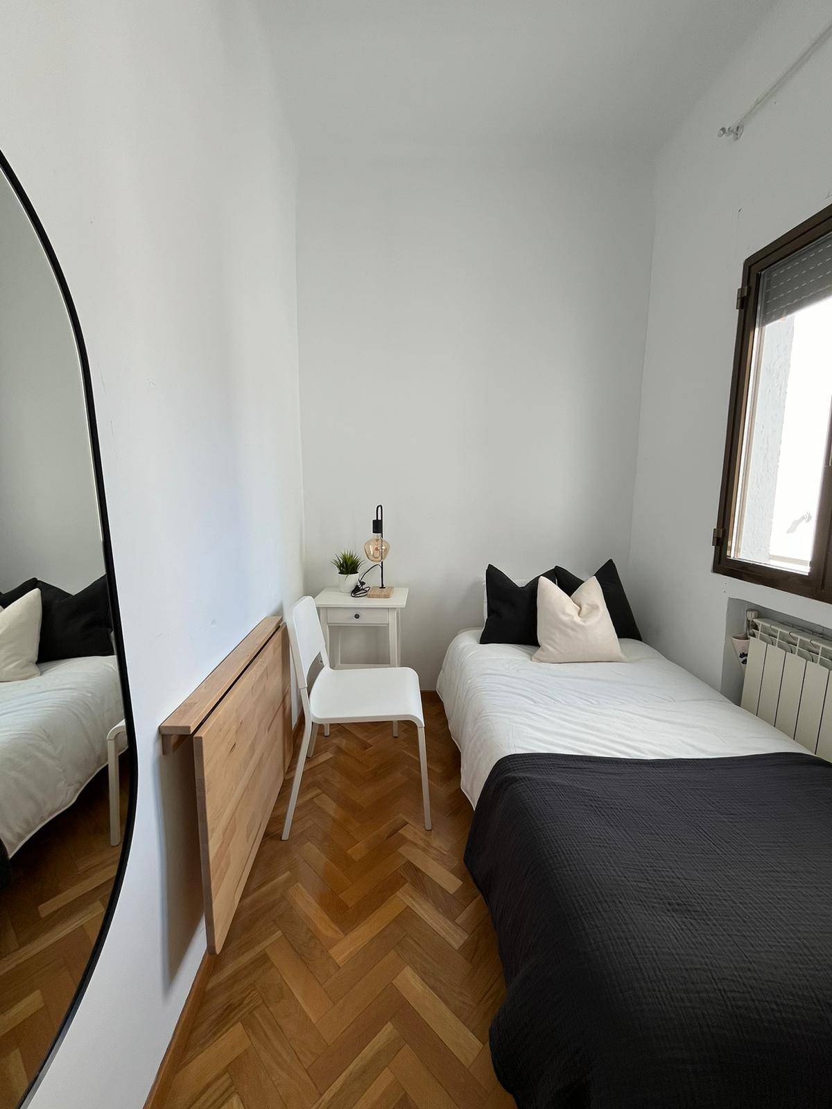 Habitación privada II en Avenida de Menéndez Pelayo 1/15