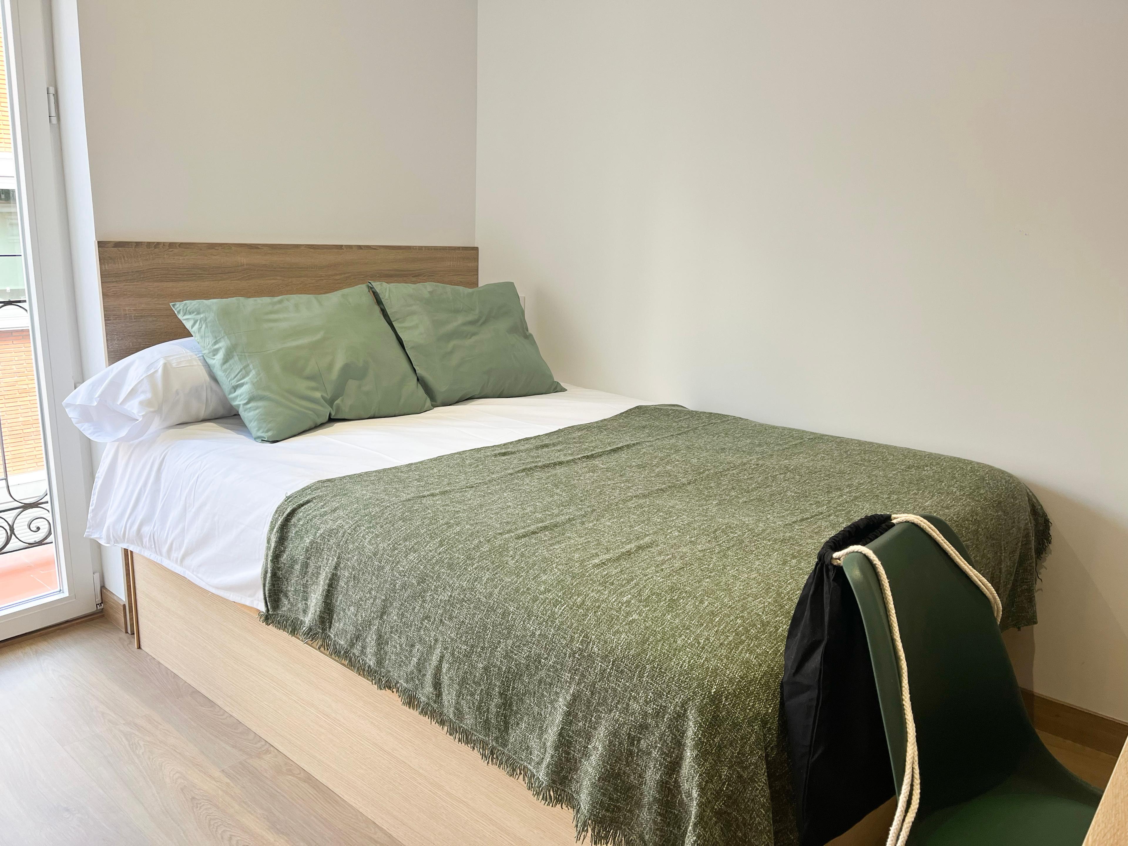 Habitación privada III en Calle María Bosch